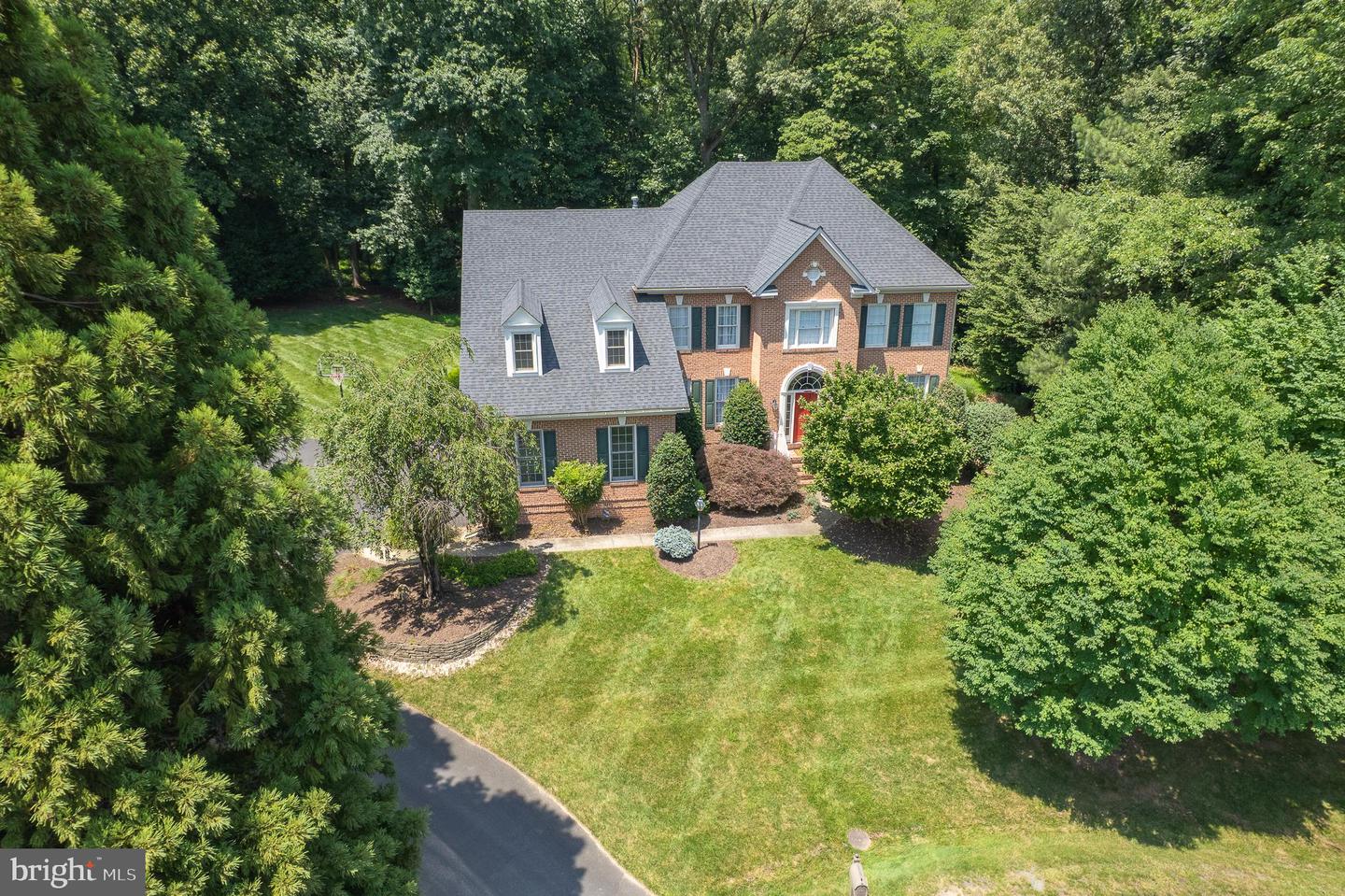 1050 NORTHFALLS CT, GREAT FALLS, Virginia 22066, 6 Bedrooms Bedrooms, ,4 BathroomsBathrooms,Residential,For sale,1050 NORTHFALLS CT,VAFX2267292 MLS # VAFX2267292