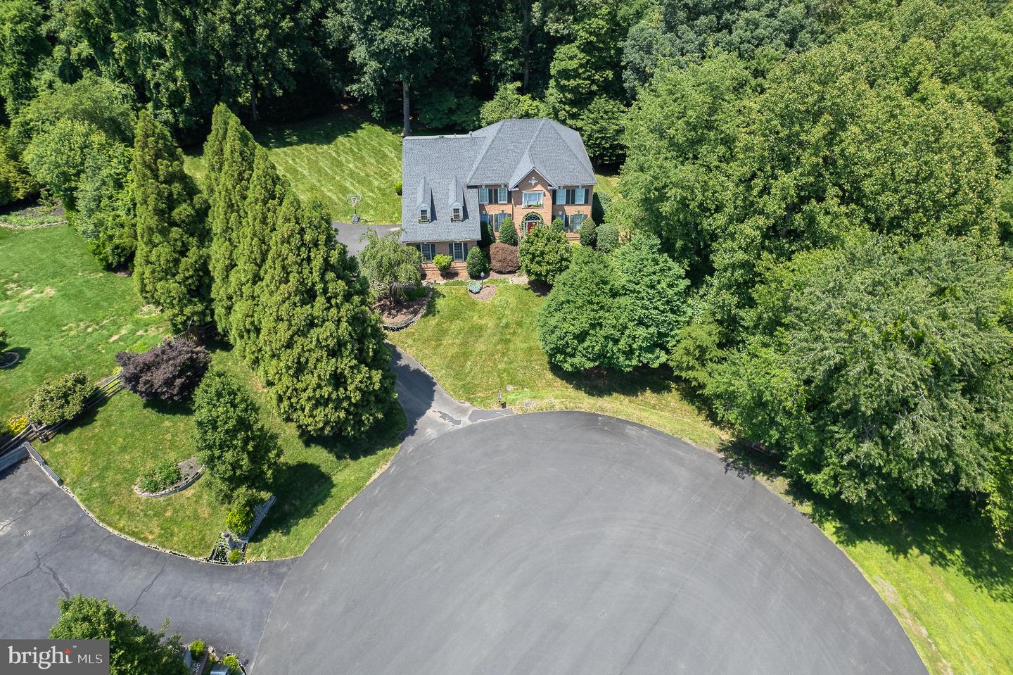 1050 NORTHFALLS CT, GREAT FALLS, Virginia 22066, 6 Bedrooms Bedrooms, ,4 BathroomsBathrooms,Residential,For sale,1050 NORTHFALLS CT,VAFX2267292 MLS # VAFX2267292