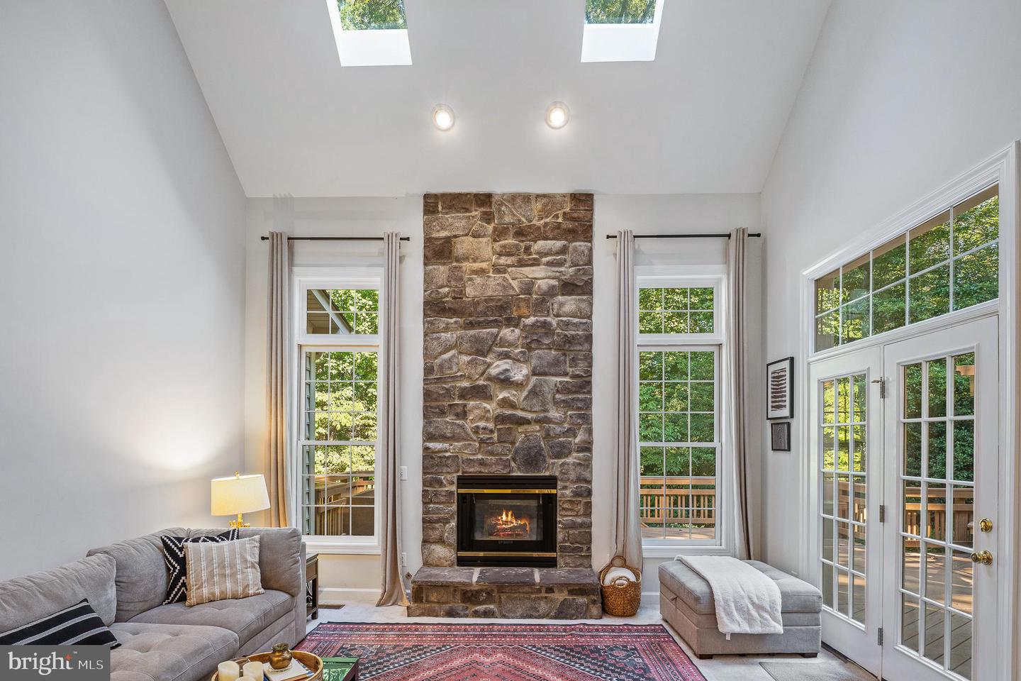 1050 NORTHFALLS CT, GREAT FALLS, Virginia 22066, 6 Bedrooms Bedrooms, ,4 BathroomsBathrooms,Residential,For sale,1050 NORTHFALLS CT,VAFX2267292 MLS # VAFX2267292