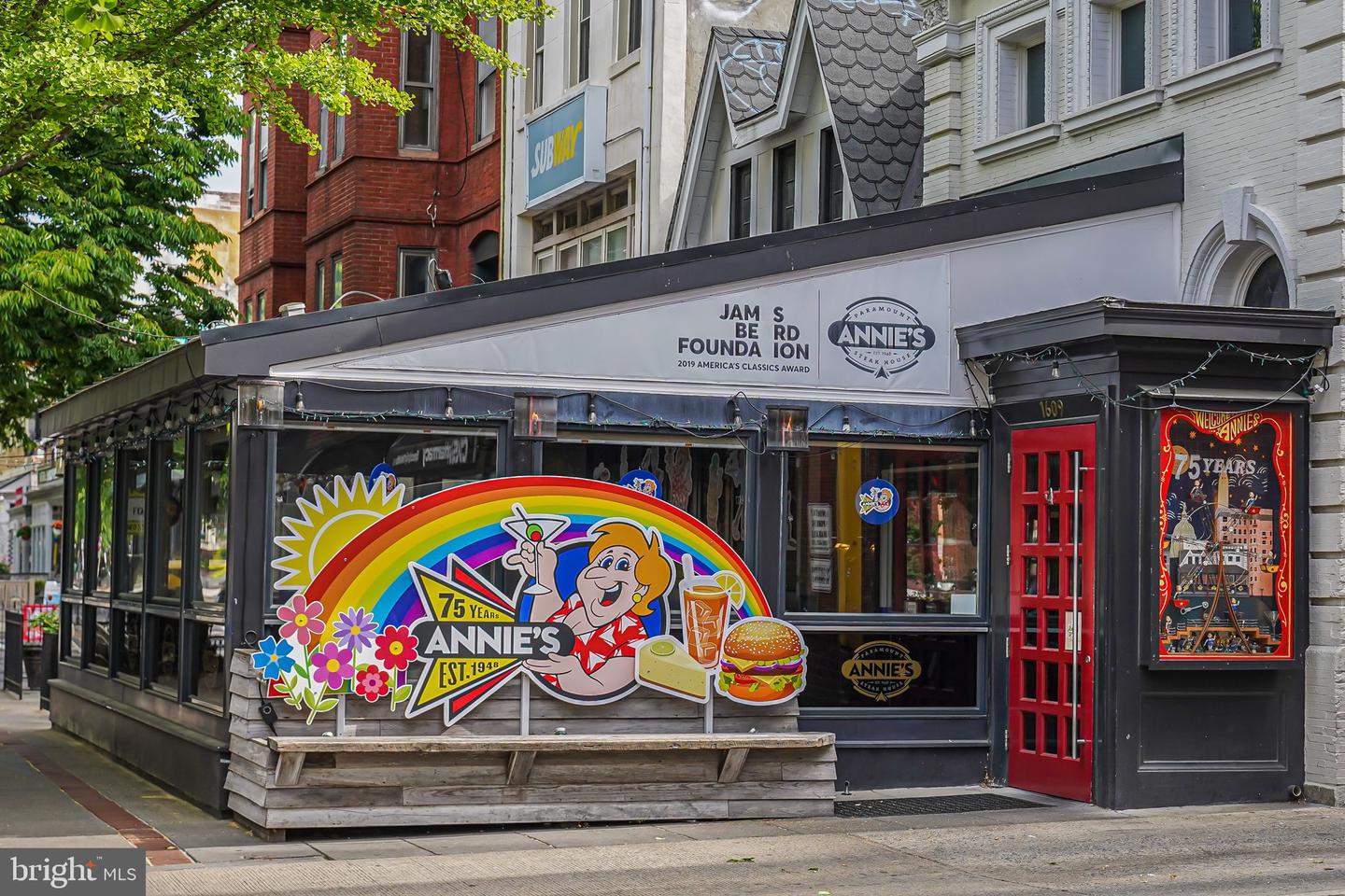 1735 RIGGS PL NW, WASHINGTON, District Of Columbia 20009, 5 Bedrooms Bedrooms, ,3 BathroomsBathrooms,Residential,For sale,1735 RIGGS PL NW,DCDC2222296 MLS # DCDC2222296