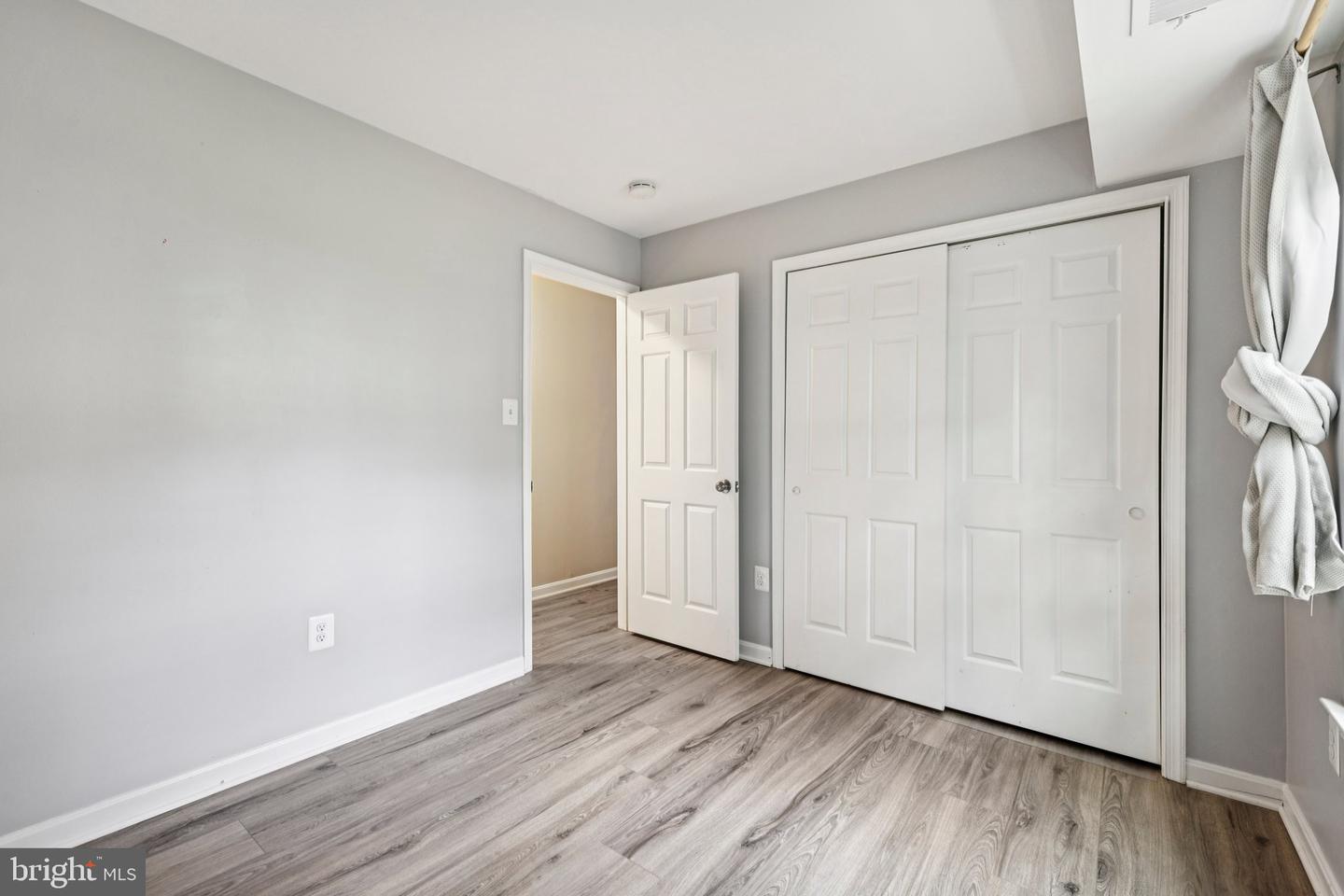 5707 OLDE MILL CT #111, ALEXANDRIA, Virginia 22309, 2 Bedrooms Bedrooms, ,2 BathroomsBathrooms,Residential,For sale,5707 OLDE MILL CT #111,VAFX2267246 MLS # VAFX2267246