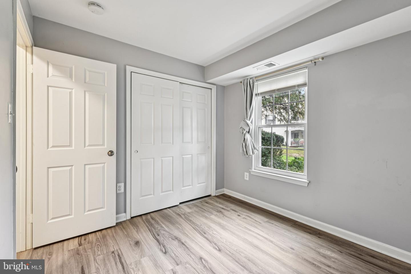 5707 OLDE MILL CT #111, ALEXANDRIA, Virginia 22309, 2 Bedrooms Bedrooms, ,2 BathroomsBathrooms,Residential,For sale,5707 OLDE MILL CT #111,VAFX2267246 MLS # VAFX2267246