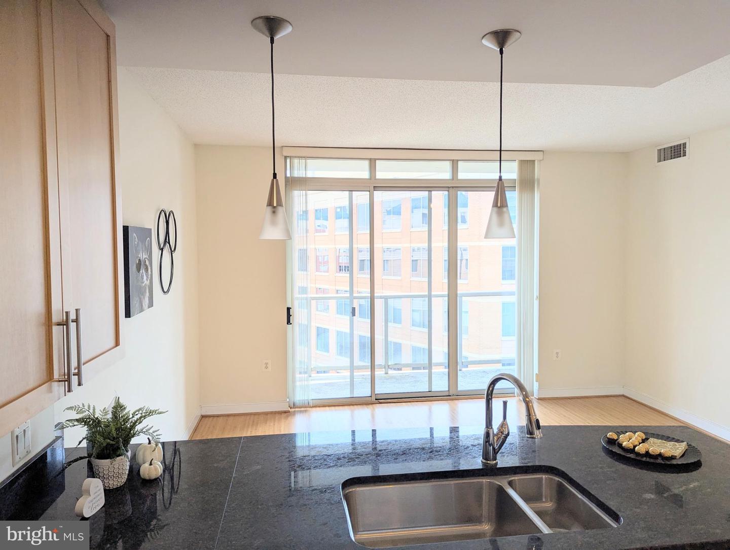 820 N POLLARD ST #810, ARLINGTON, Virginia 22203, 1 Bedroom Bedrooms, ,1 BathroomBathrooms,Residential,For sale,820 N POLLARD ST #810,VAAR2063686 MLS # VAAR2063686