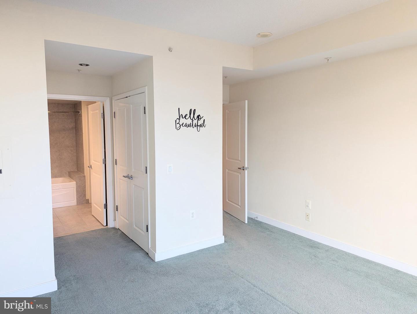 820 N POLLARD ST #810, ARLINGTON, Virginia 22203, 1 Bedroom Bedrooms, ,1 BathroomBathrooms,Residential,For sale,820 N POLLARD ST #810,VAAR2063686 MLS # VAAR2063686