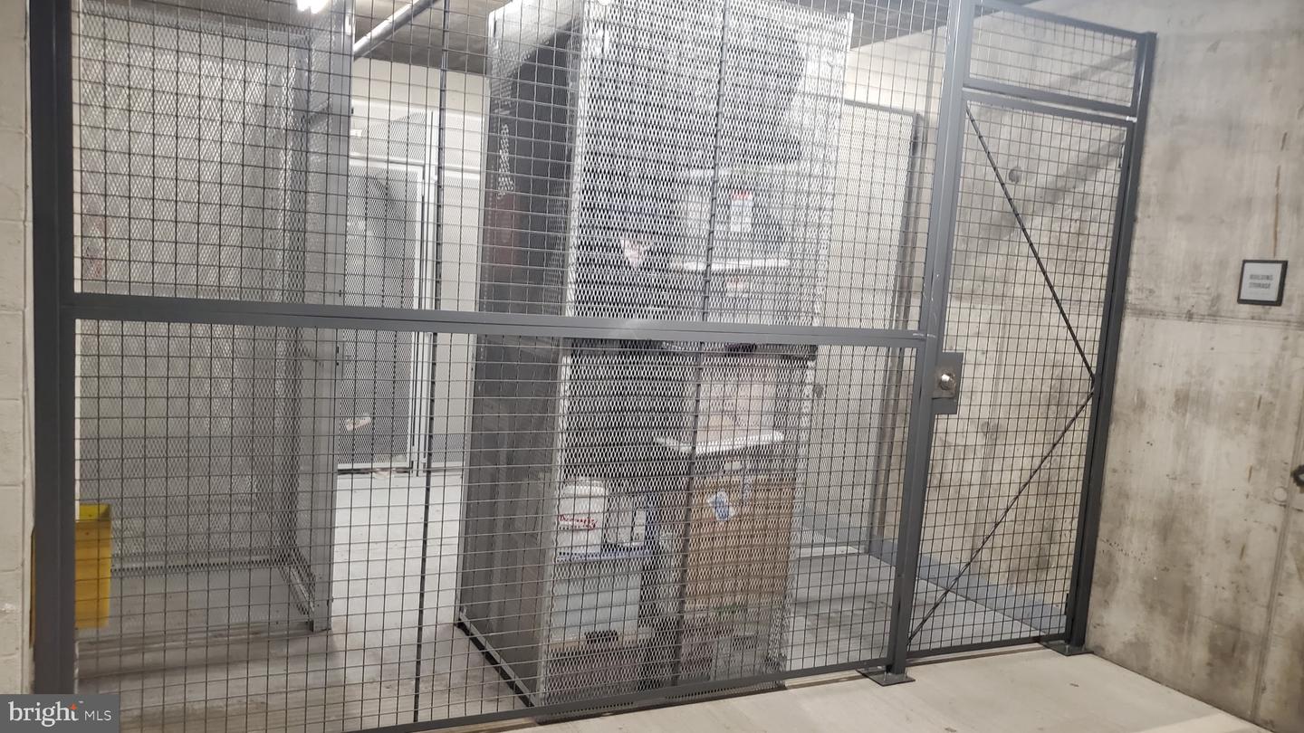 820 N POLLARD ST #810, ARLINGTON, Virginia 22203, 1 Bedroom Bedrooms, ,1 BathroomBathrooms,Residential,For sale,820 N POLLARD ST #810,VAAR2063686 MLS # VAAR2063686