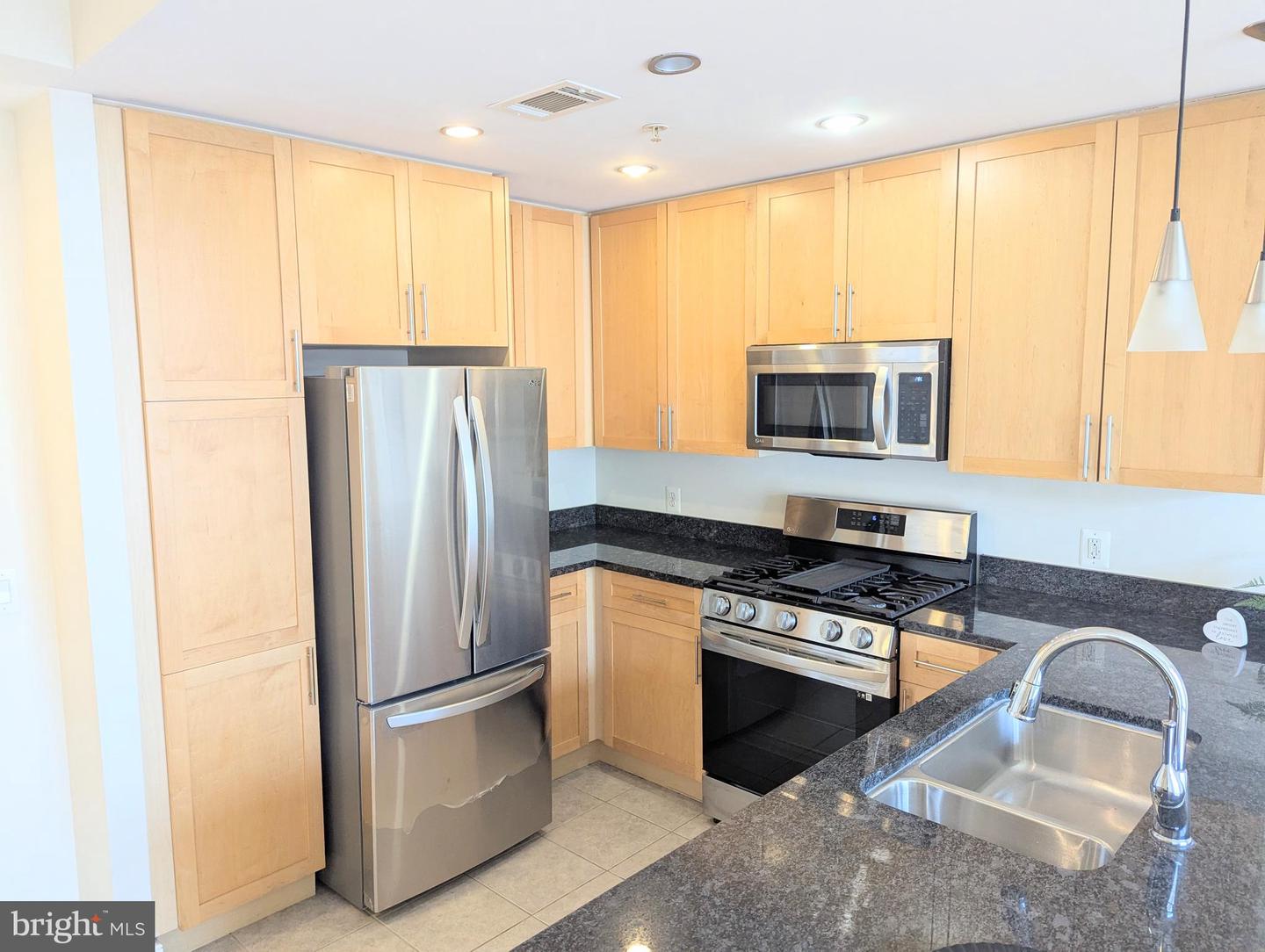 820 N POLLARD ST #810, ARLINGTON, Virginia 22203, 1 Bedroom Bedrooms, ,1 BathroomBathrooms,Residential,For sale,820 N POLLARD ST #810,VAAR2063686 MLS # VAAR2063686