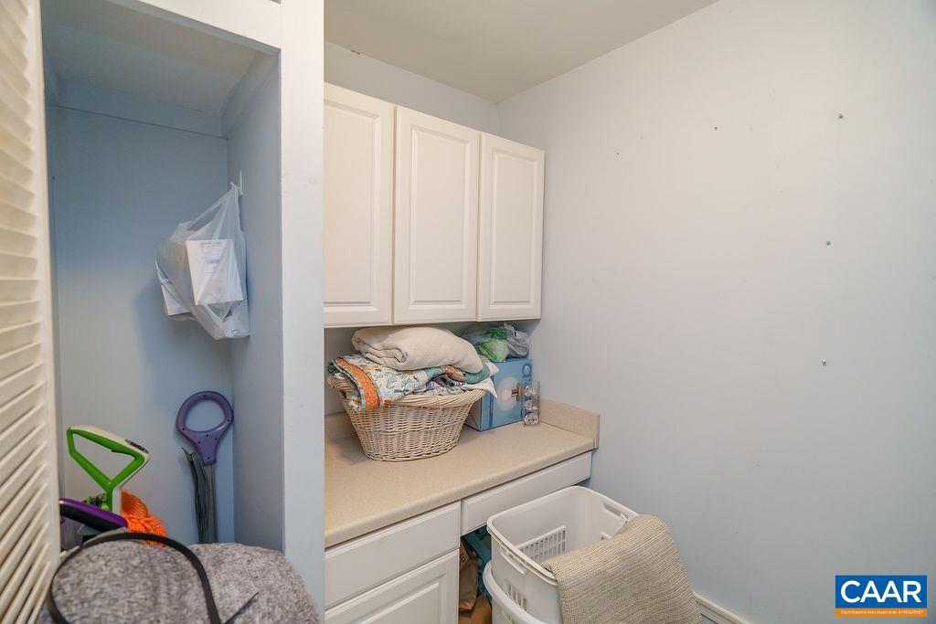 305 STRATFORD CIR, LOCUST GROVE, Virginia 22508, 3 Bedrooms Bedrooms, ,2 BathroomsBathrooms,Residential,For sale,305 STRATFORD CIR,668967 MLS # 668967