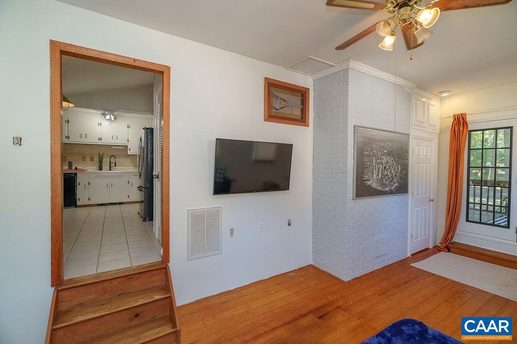 305 STRATFORD CIR, LOCUST GROVE, Virginia 22508, 3 Bedrooms Bedrooms, ,2 BathroomsBathrooms,Residential,For sale,305 STRATFORD CIR,668967 MLS # 668967