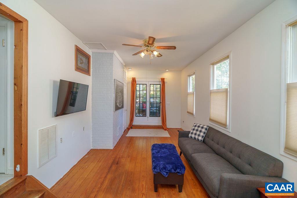 305 STRATFORD CIR, LOCUST GROVE, Virginia 22508, 3 Bedrooms Bedrooms, ,2 BathroomsBathrooms,Residential,For sale,305 STRATFORD CIR,668967 MLS # 668967
