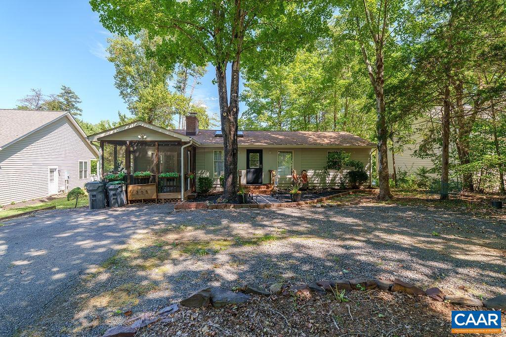 305 STRATFORD CIR, LOCUST GROVE, Virginia 22508, 3 Bedrooms Bedrooms, ,2 BathroomsBathrooms,Residential,For sale,305 STRATFORD CIR,668967 MLS # 668967