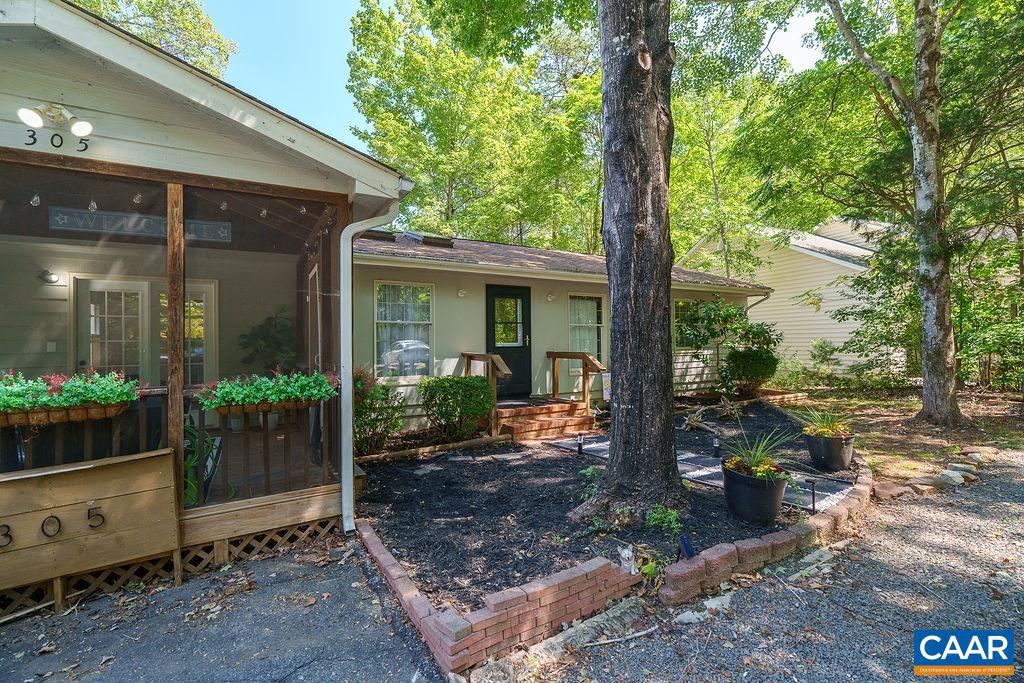 305 STRATFORD CIR, LOCUST GROVE, Virginia 22508, 3 Bedrooms Bedrooms, ,2 BathroomsBathrooms,Residential,For sale,305 STRATFORD CIR,668967 MLS # 668967