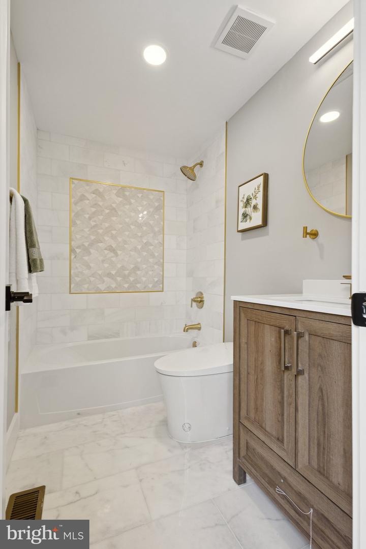 3221 NAPPER RD, ALEXANDRIA, Virginia 22306, 5 Bedrooms Bedrooms, ,3 BathroomsBathrooms,Residential,For sale,3221 NAPPER RD,VAFX2267276 MLS # VAFX2267276