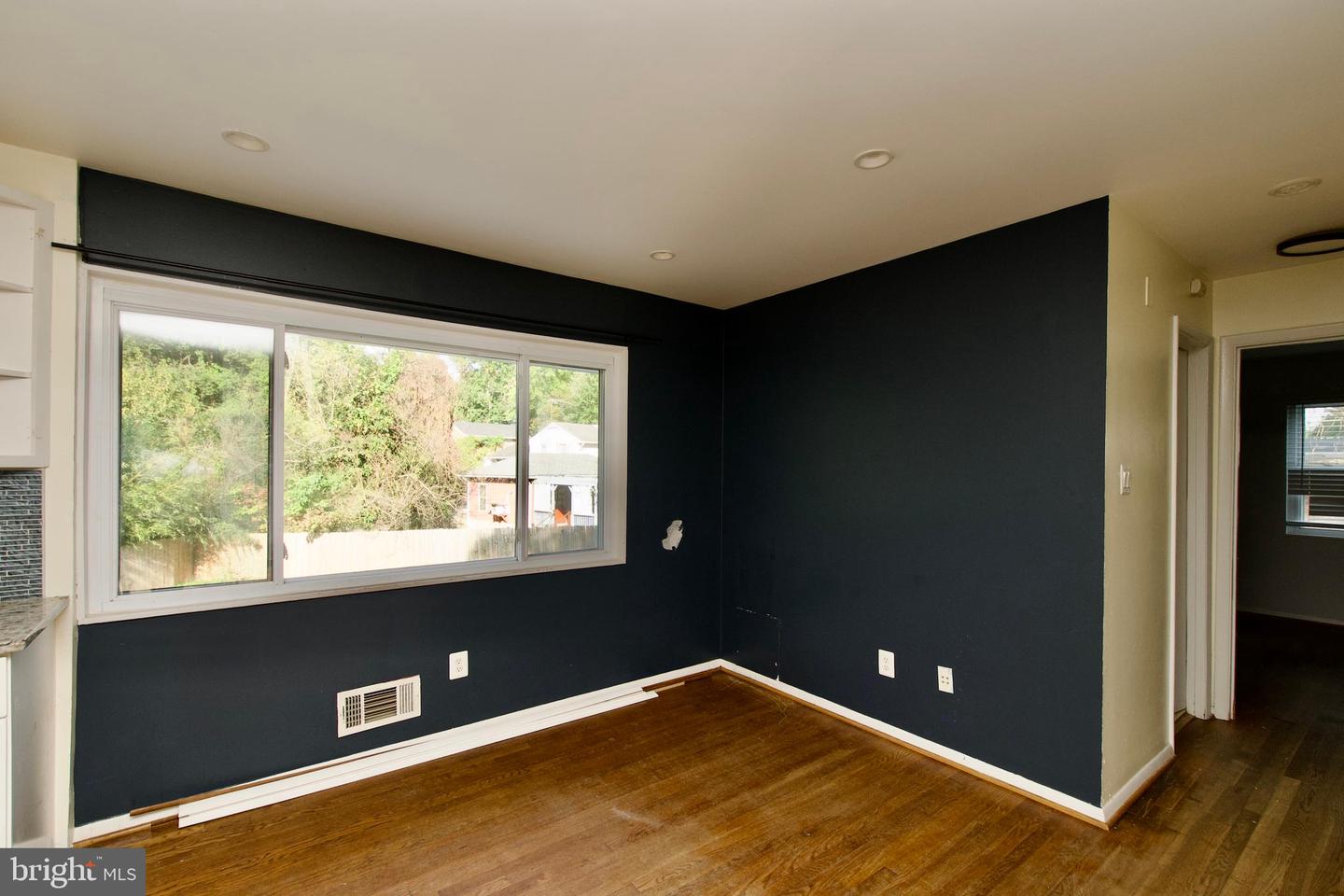 7538 AXTON ST, SPRINGFIELD, Virginia 22151, 4 Bedrooms Bedrooms, ,2 BathroomsBathrooms,Residential,For sale,7538 AXTON ST,VAFX2267296 MLS # VAFX2267296