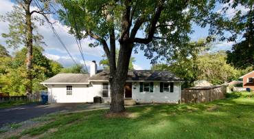 7538 AXTON ST, SPRINGFIELD, Virginia 22151, 4 Bedrooms Bedrooms, ,2 BathroomsBathrooms,Residential,For sale,7538 AXTON ST,VAFX2267296 MLS # VAFX2267296