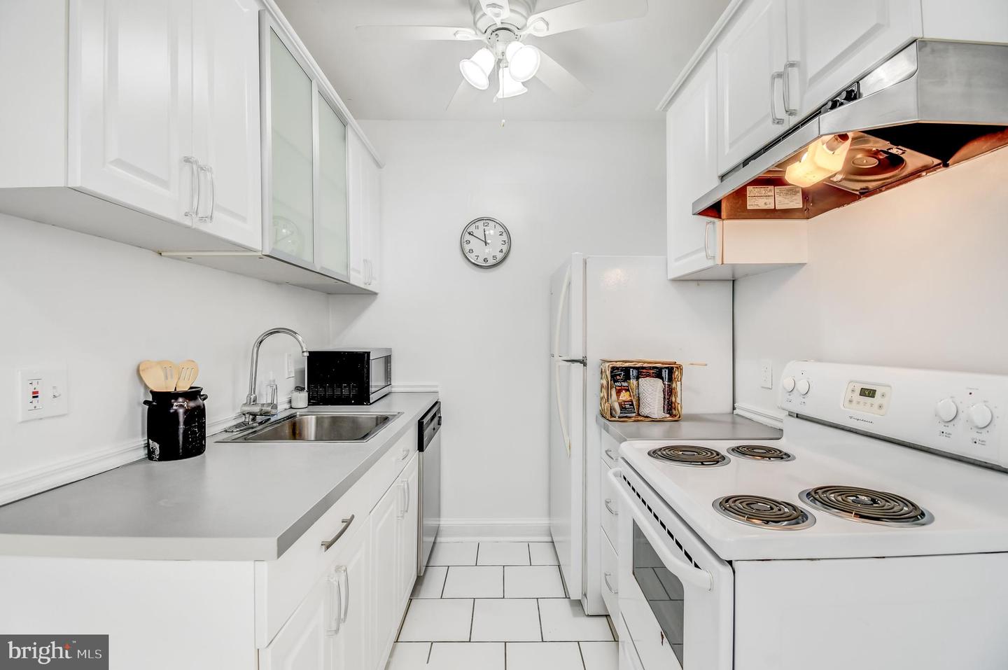 3051 IDAHO AVE NW #107, WASHINGTON, District Of Columbia 20016, 3 Rooms Rooms,1 BathroomBathrooms,Residential,For sale,3051 IDAHO AVE NW #107,DCDC2222424 MLS # DCDC2222424