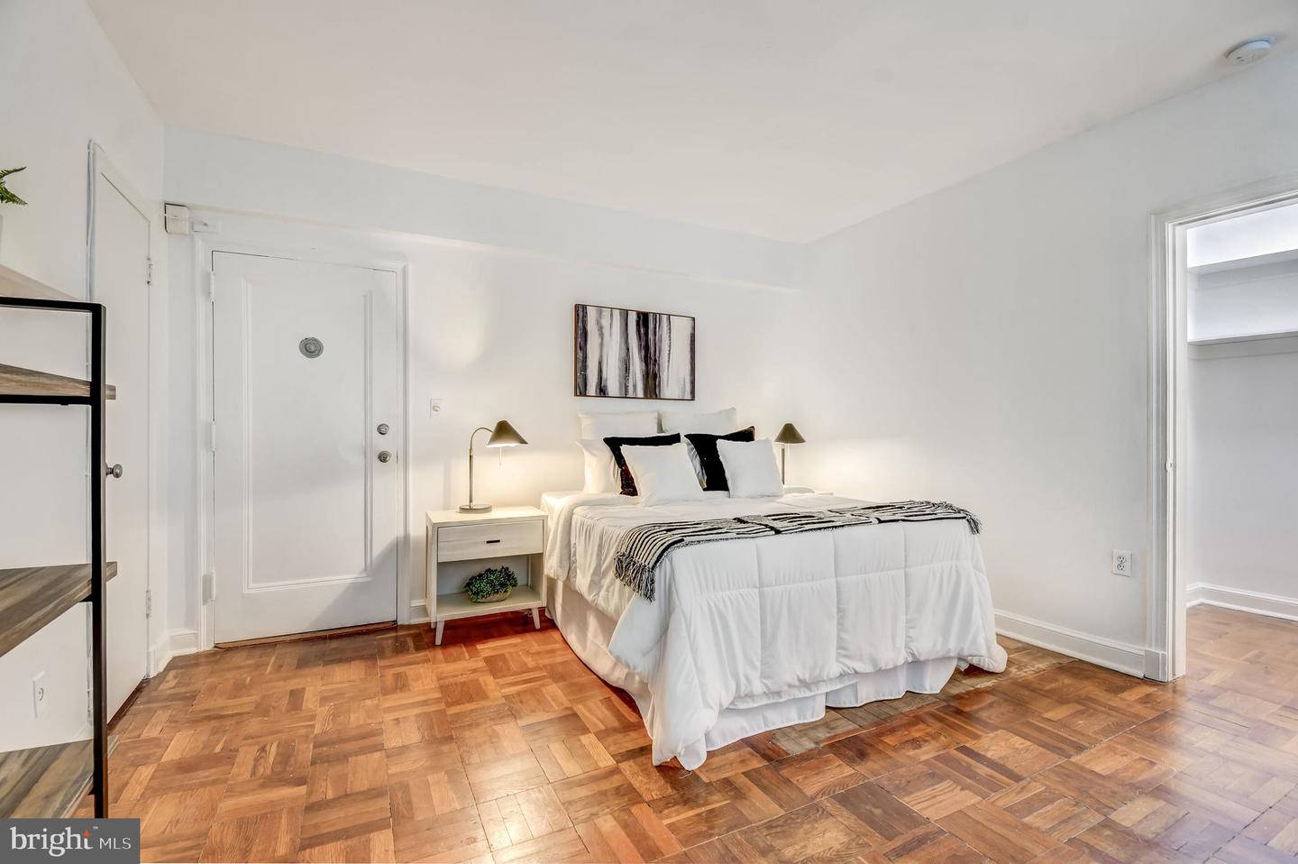3051 IDAHO AVE NW #107, WASHINGTON, District Of Columbia 20016, 3 Rooms Rooms,1 BathroomBathrooms,Residential,For sale,3051 IDAHO AVE NW #107,DCDC2222424 MLS # DCDC2222424