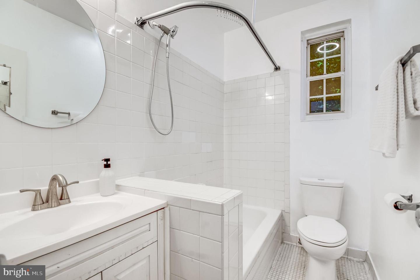 3051 IDAHO AVE NW #107, WASHINGTON, District Of Columbia 20016, 3 Rooms Rooms,1 BathroomBathrooms,Residential,For sale,3051 IDAHO AVE NW #107,DCDC2222424 MLS # DCDC2222424