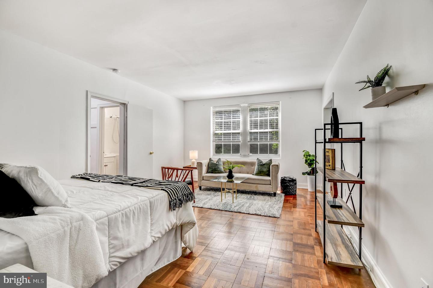 3051 IDAHO AVE NW #107, WASHINGTON, District Of Columbia 20016, 3 Rooms Rooms,1 BathroomBathrooms,Residential,For sale,3051 IDAHO AVE NW #107,DCDC2222424 MLS # DCDC2222424