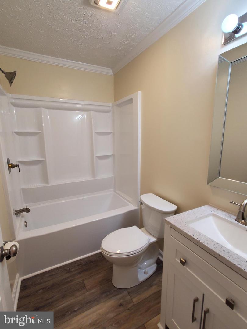 8346 WHITE SHOP RD, CULPEPER, Virginia 22701, 3 Bedrooms Bedrooms, 10 Rooms Rooms,3 BathroomsBathrooms,Residential,For sale,8346 WHITE SHOP RD,VACU2011568 MLS # VACU2011568
