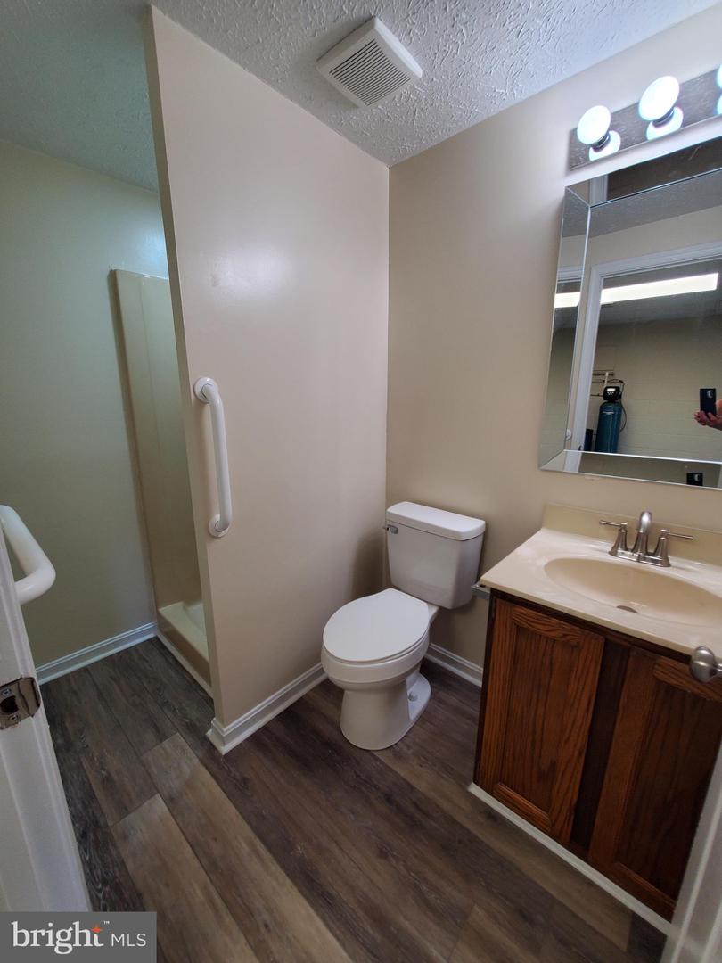 8346 WHITE SHOP RD, CULPEPER, Virginia 22701, 3 Bedrooms Bedrooms, 10 Rooms Rooms,3 BathroomsBathrooms,Residential,For sale,8346 WHITE SHOP RD,VACU2011568 MLS # VACU2011568