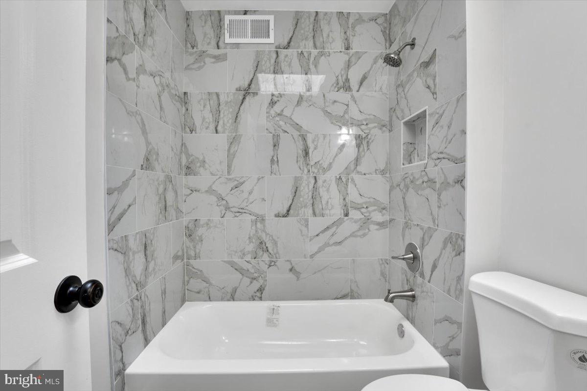 1517 DOWNING ST NE, WASHINGTON, District Of Columbia 20018, 3 Bedrooms Bedrooms, 5 Rooms Rooms,2 BathroomsBathrooms,Residential,For sale,1517 DOWNING ST NE,DCDC2222478 MLS # DCDC2222478