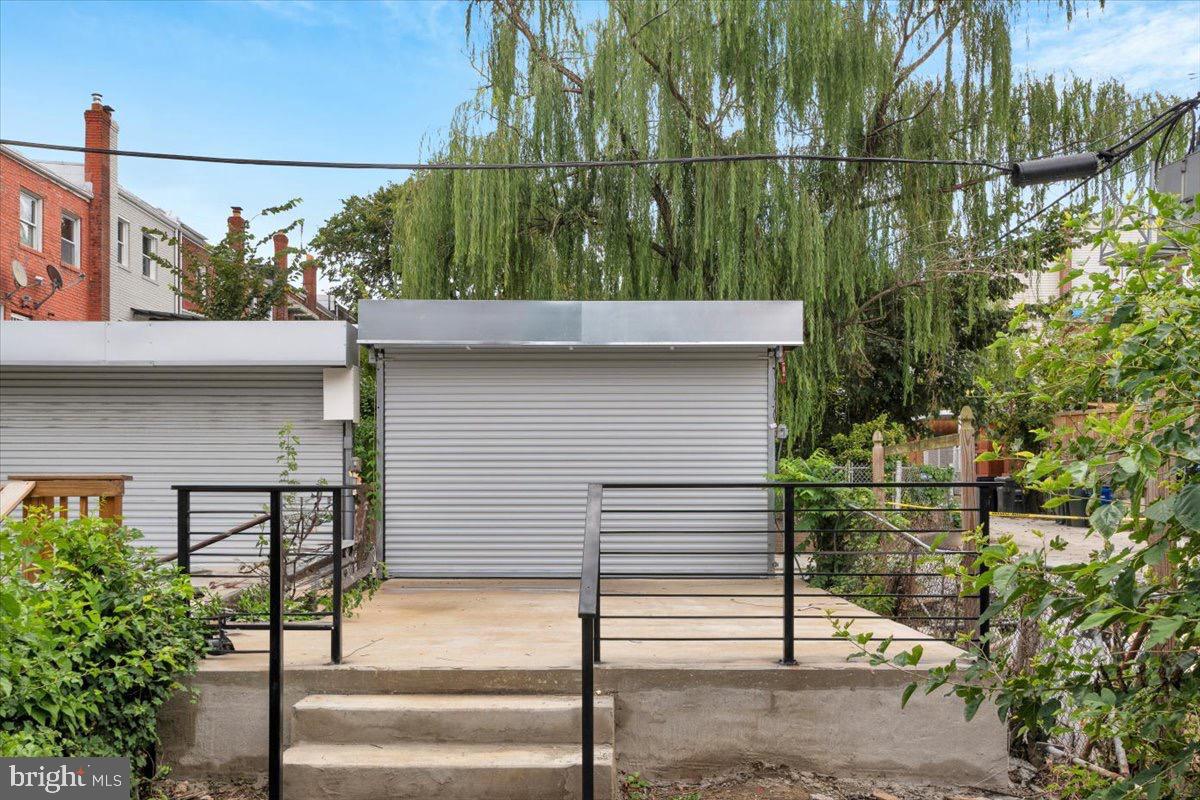 1517 DOWNING ST NE, WASHINGTON, District Of Columbia 20018, 3 Bedrooms Bedrooms, 5 Rooms Rooms,2 BathroomsBathrooms,Residential,For sale,1517 DOWNING ST NE,DCDC2222478 MLS # DCDC2222478