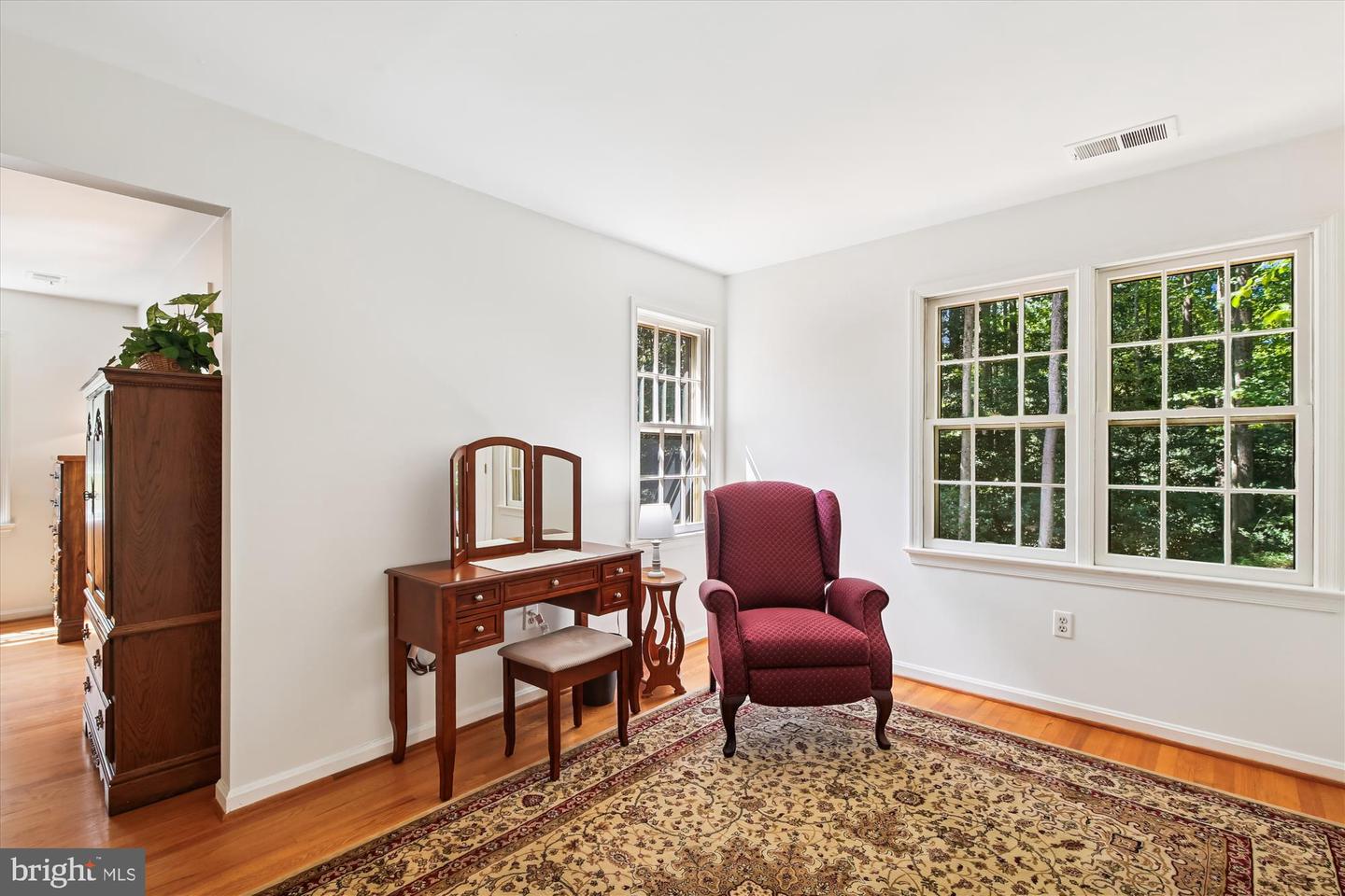 11732 STUART MILL RD, OAKTON, Virginia 22124, 5 Bedrooms Bedrooms, ,3 BathroomsBathrooms,Residential,For sale,11732 STUART MILL RD,VAFX2267302 MLS # VAFX2267302