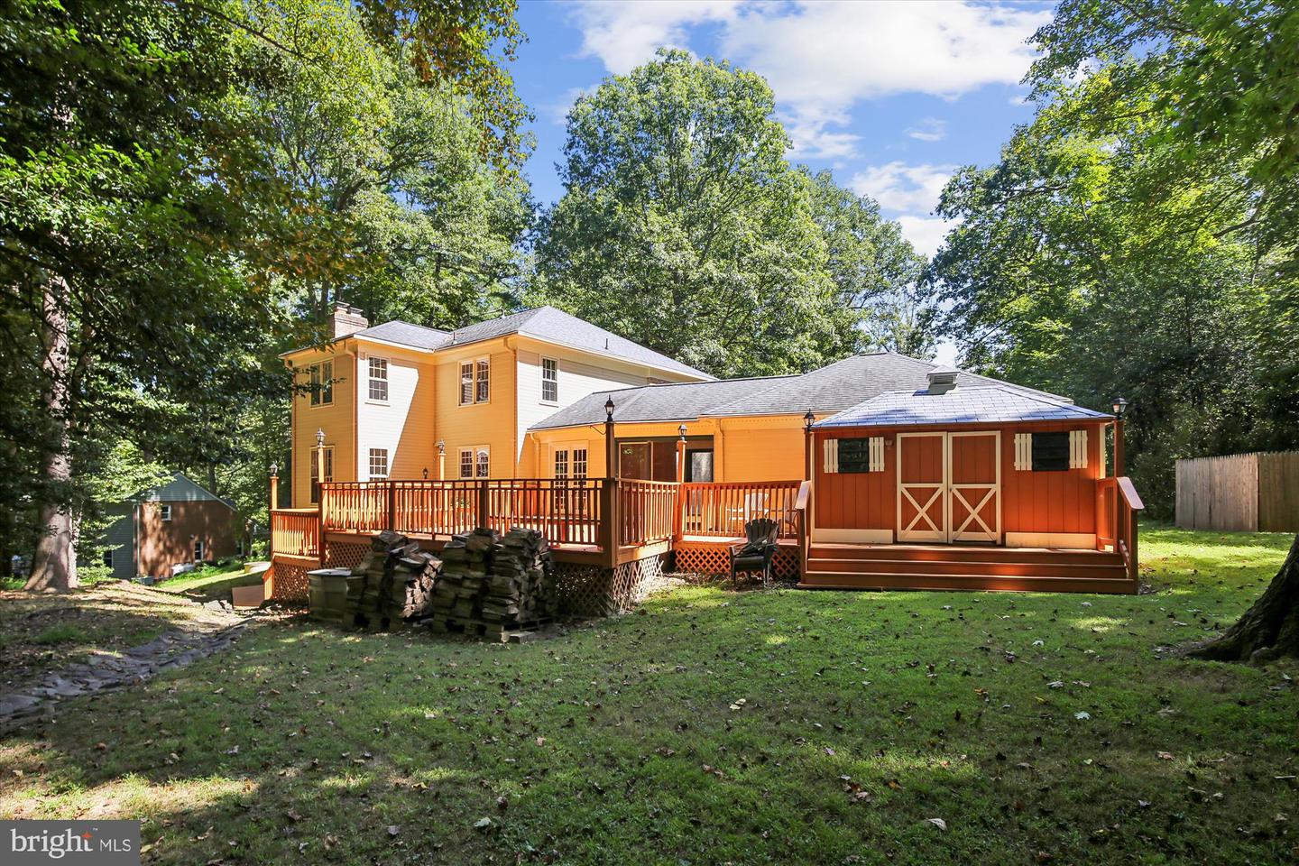 11732 STUART MILL RD, OAKTON, Virginia 22124, 5 Bedrooms Bedrooms, ,3 BathroomsBathrooms,Residential,For sale,11732 STUART MILL RD,VAFX2267302 MLS # VAFX2267302