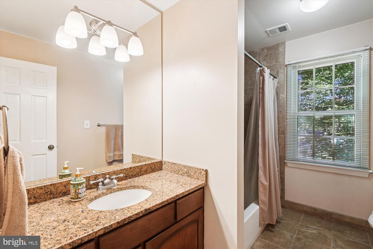 11732 STUART MILL RD, OAKTON, Virginia 22124, 5 Bedrooms Bedrooms, ,3 BathroomsBathrooms,Residential,For sale,11732 STUART MILL RD,VAFX2267302 MLS # VAFX2267302