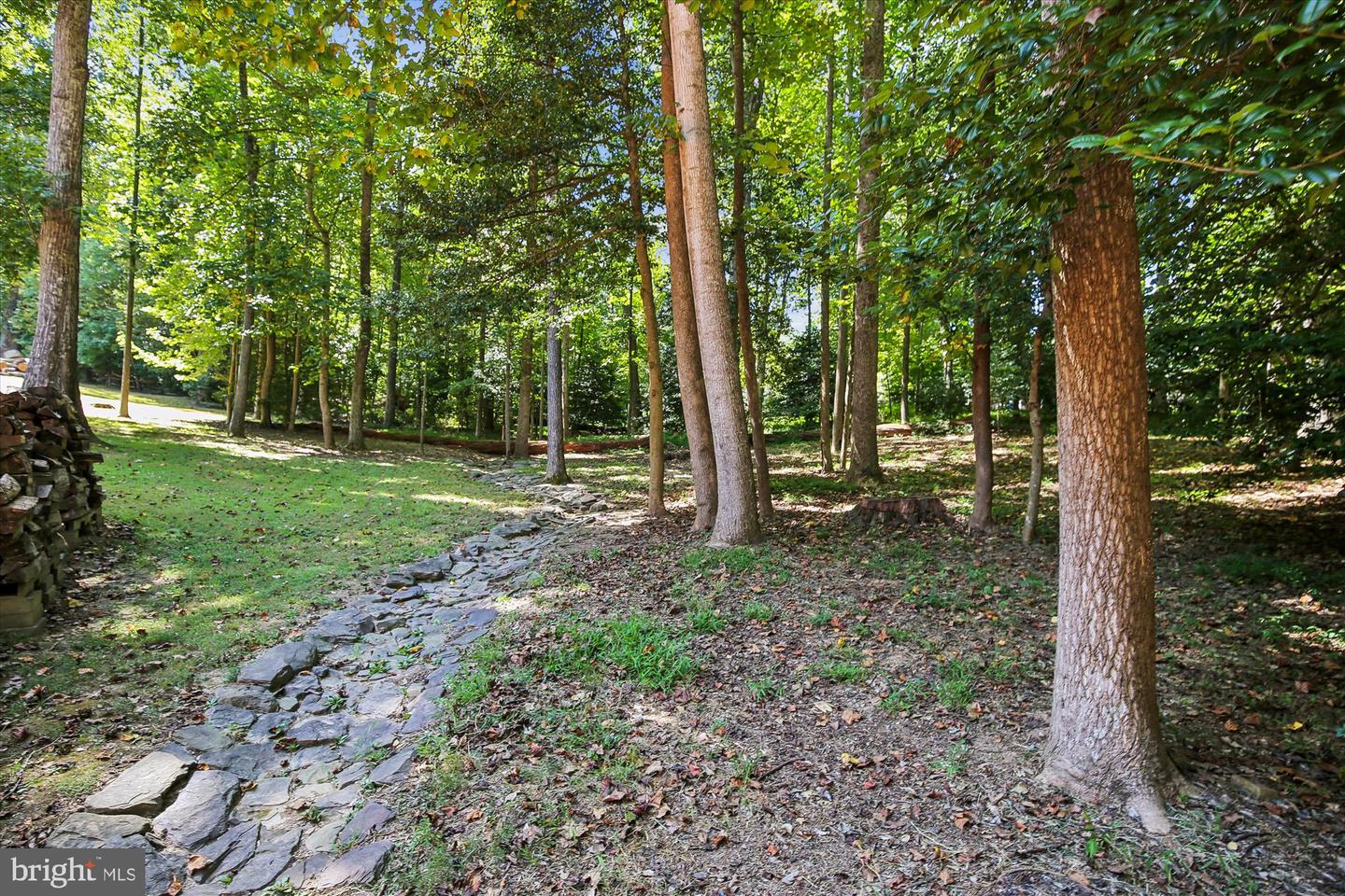 11732 STUART MILL RD, OAKTON, Virginia 22124, 5 Bedrooms Bedrooms, ,3 BathroomsBathrooms,Residential,For sale,11732 STUART MILL RD,VAFX2267302 MLS # VAFX2267302