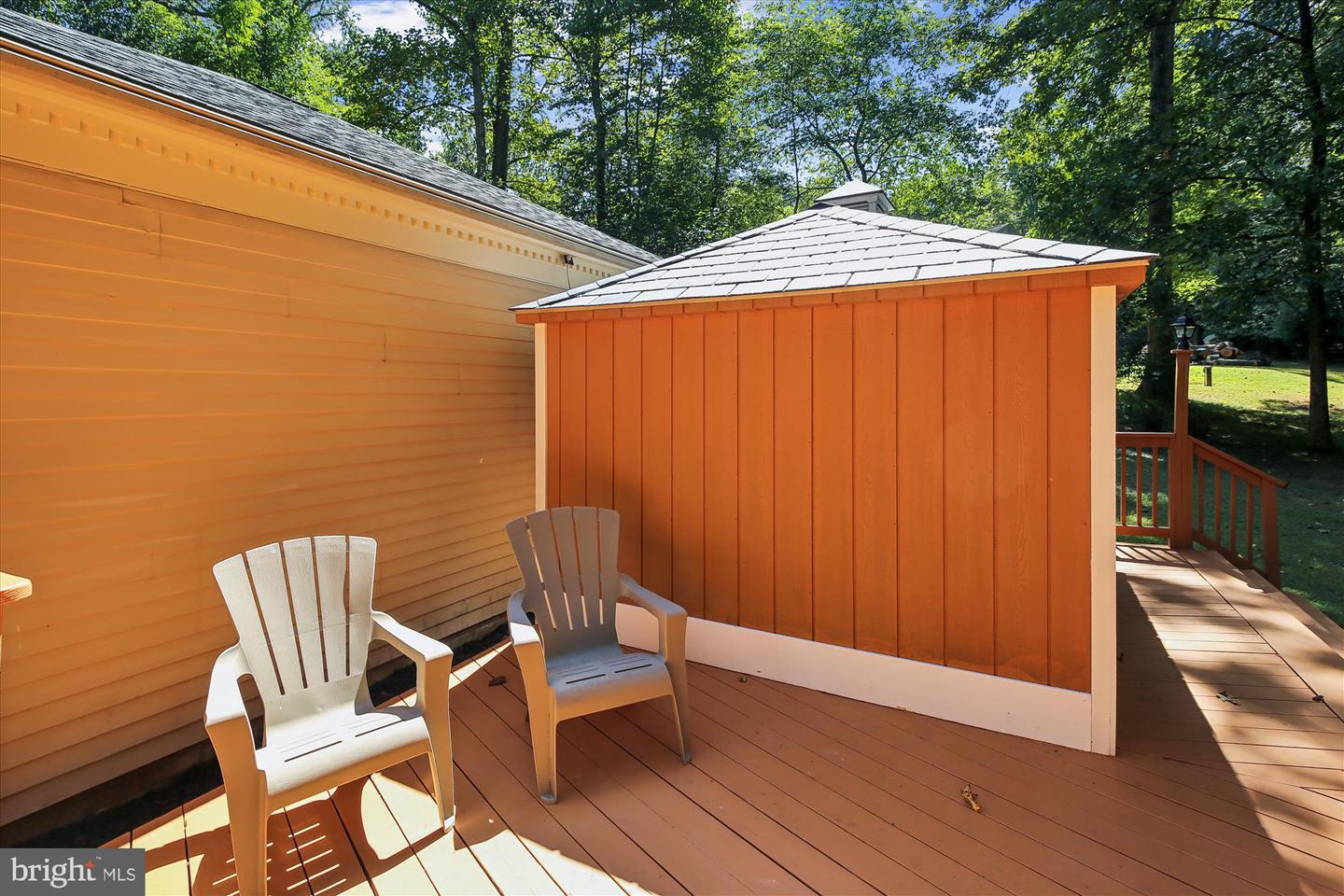 11732 STUART MILL RD, OAKTON, Virginia 22124, 5 Bedrooms Bedrooms, ,3 BathroomsBathrooms,Residential,For sale,11732 STUART MILL RD,VAFX2267302 MLS # VAFX2267302