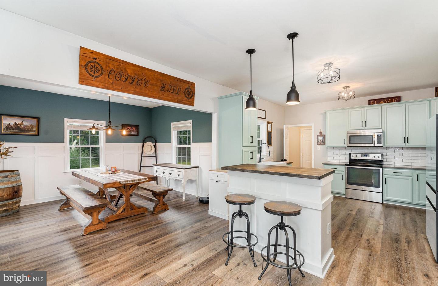 8158 SQUIRES LN, WARRENTON, Virginia 20187, 4 Bedrooms Bedrooms, ,2 BathroomsBathrooms,Residential,For sale,8158 SQUIRES LN,VAFQ2018298 MLS # VAFQ2018298