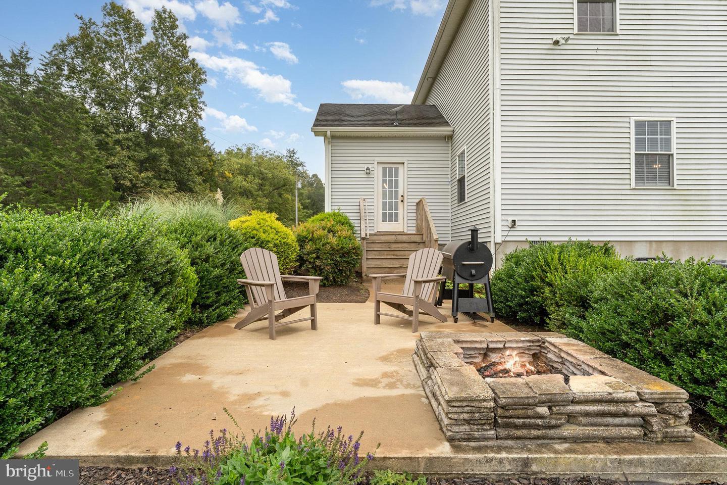 8158 SQUIRES LN, WARRENTON, Virginia 20187, 4 Bedrooms Bedrooms, ,2 BathroomsBathrooms,Residential,For sale,8158 SQUIRES LN,VAFQ2018298 MLS # VAFQ2018298