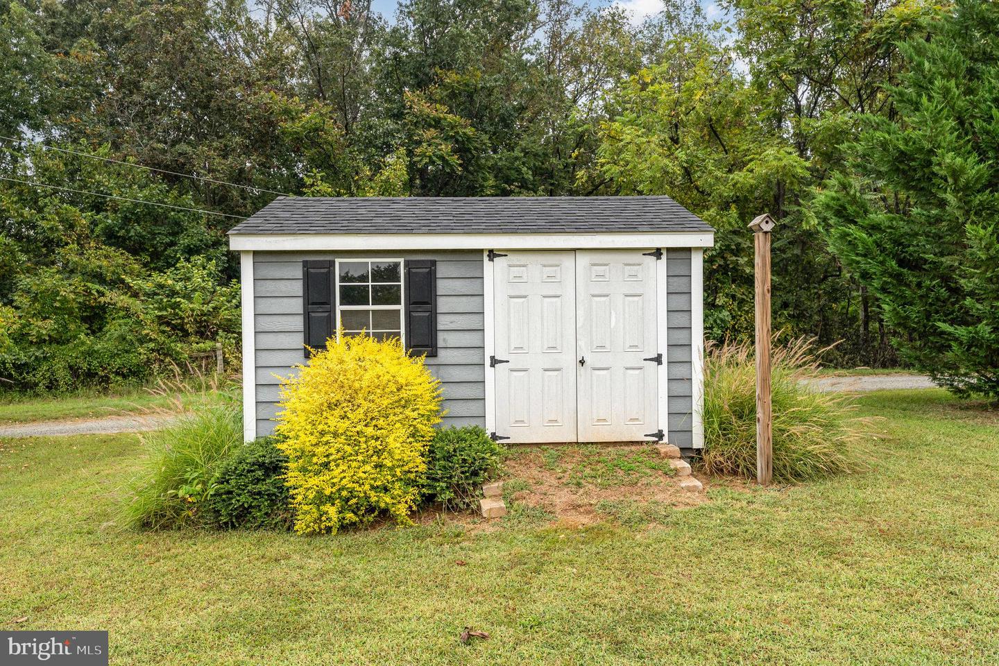 8158 SQUIRES LN, WARRENTON, Virginia 20187, 4 Bedrooms Bedrooms, ,2 BathroomsBathrooms,Residential,For sale,8158 SQUIRES LN,VAFQ2018298 MLS # VAFQ2018298