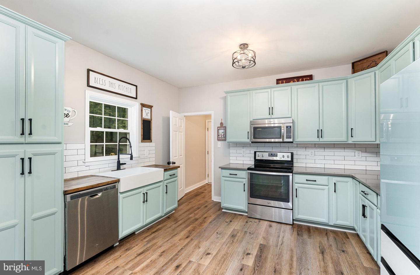 8158 SQUIRES LN, WARRENTON, Virginia 20187, 4 Bedrooms Bedrooms, ,2 BathroomsBathrooms,Residential,For sale,8158 SQUIRES LN,VAFQ2018298 MLS # VAFQ2018298