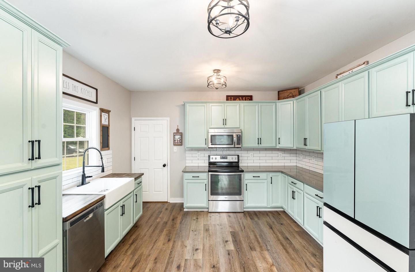 8158 SQUIRES LN, WARRENTON, Virginia 20187, 4 Bedrooms Bedrooms, ,2 BathroomsBathrooms,Residential,For sale,8158 SQUIRES LN,VAFQ2018298 MLS # VAFQ2018298