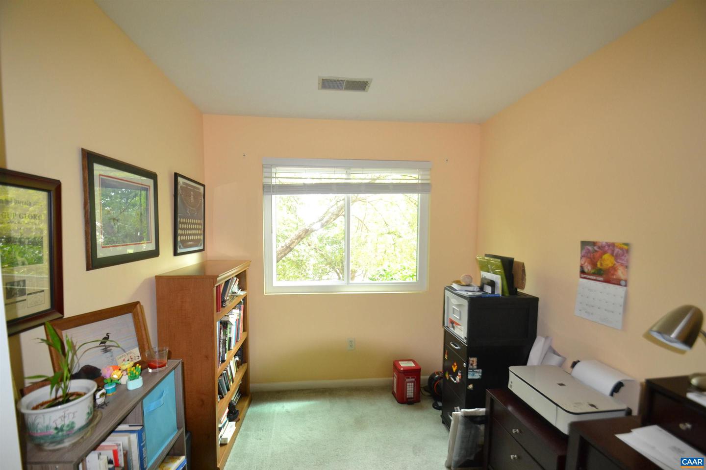 116 TURTLE CREEK RD #2, CHARLOTTESVILLE, Virginia 22901, 2 Bedrooms Bedrooms, ,2 BathroomsBathrooms,Residential,For sale,116 TURTLE CREEK RD #2,668996 MLS # 668996