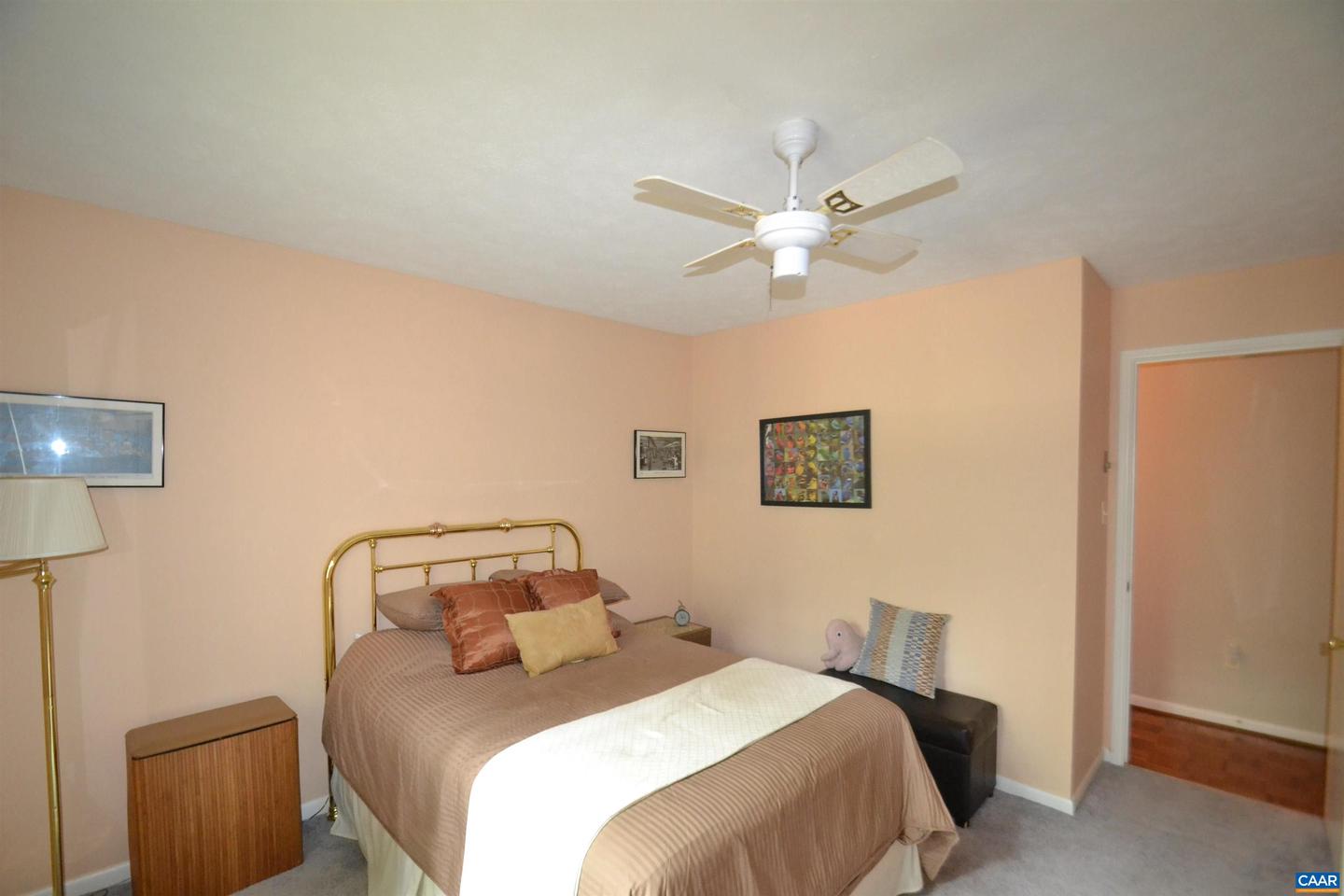 116 TURTLE CREEK RD #2, CHARLOTTESVILLE, Virginia 22901, 2 Bedrooms Bedrooms, ,2 BathroomsBathrooms,Residential,For sale,116 TURTLE CREEK RD #2,668996 MLS # 668996