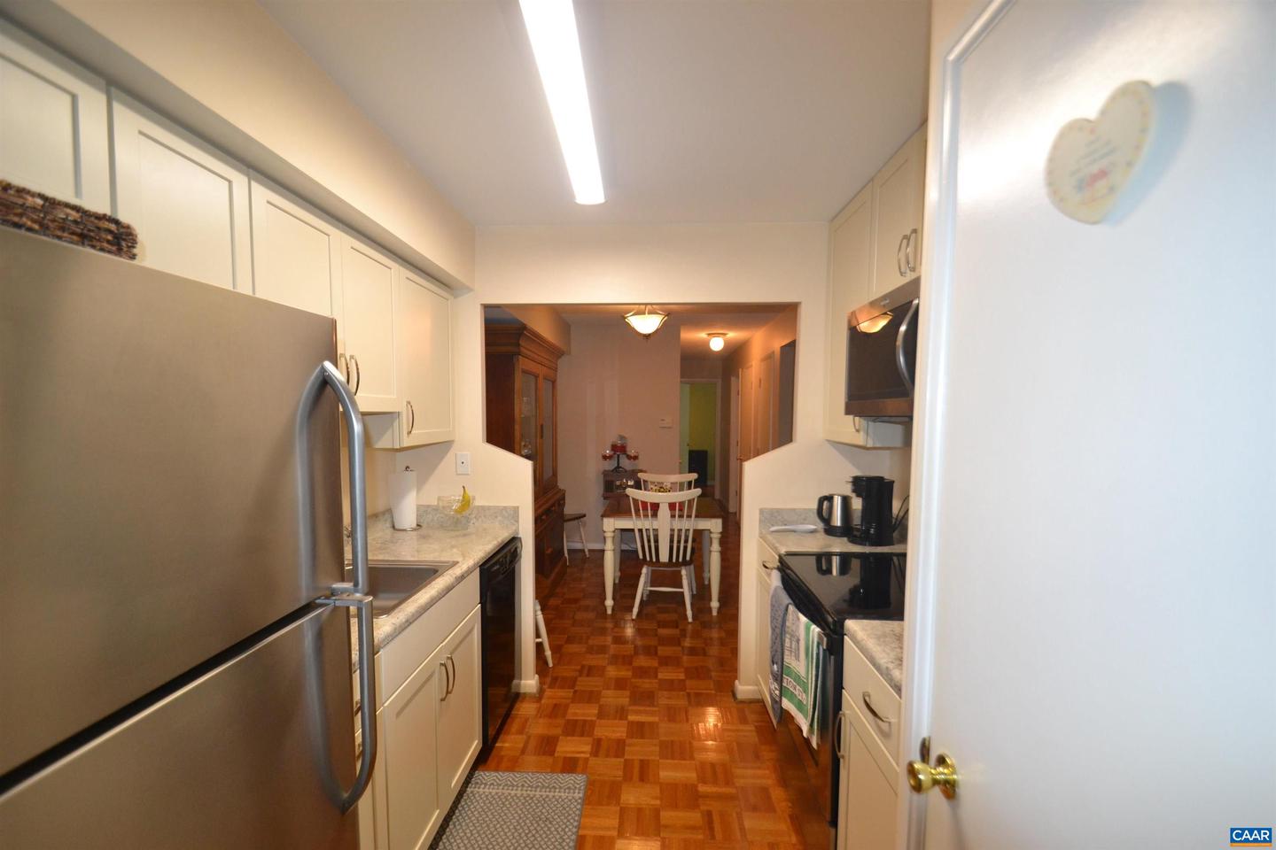 116 TURTLE CREEK RD #2, CHARLOTTESVILLE, Virginia 22901, 2 Bedrooms Bedrooms, ,2 BathroomsBathrooms,Residential,For sale,116 TURTLE CREEK RD #2,668996 MLS # 668996