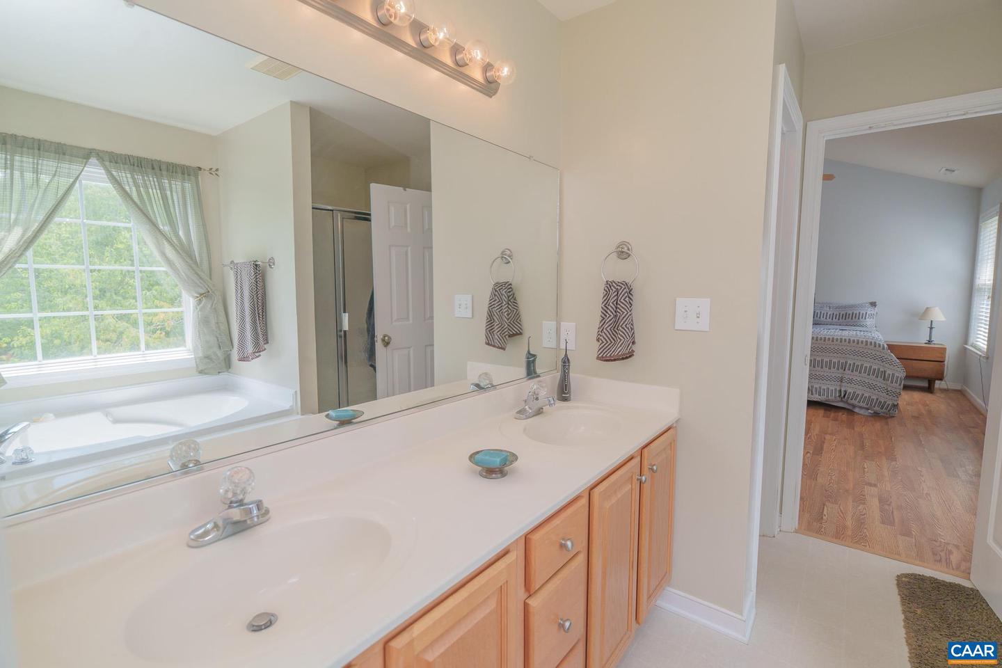 156 SOUTHRIDGE DR, RUCKERSVILLE, Virginia 22968, 4 Bedrooms Bedrooms, ,3 BathroomsBathrooms,Residential,For sale,156 SOUTHRIDGE DR,668999 MLS # 668999