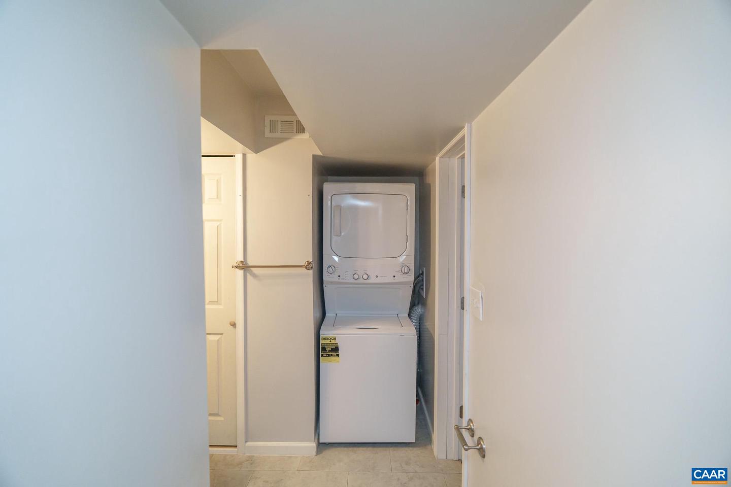 156 SOUTHRIDGE DR, RUCKERSVILLE, Virginia 22968, 4 Bedrooms Bedrooms, ,3 BathroomsBathrooms,Residential,For sale,156 SOUTHRIDGE DR,668999 MLS # 668999