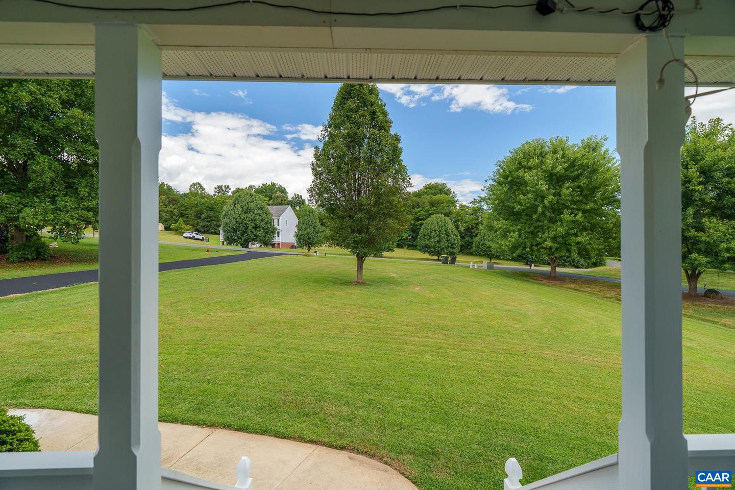 156 SOUTHRIDGE DR, RUCKERSVILLE, Virginia 22968, 4 Bedrooms Bedrooms, ,3 BathroomsBathrooms,Residential,For sale,156 SOUTHRIDGE DR,668999 MLS # 668999