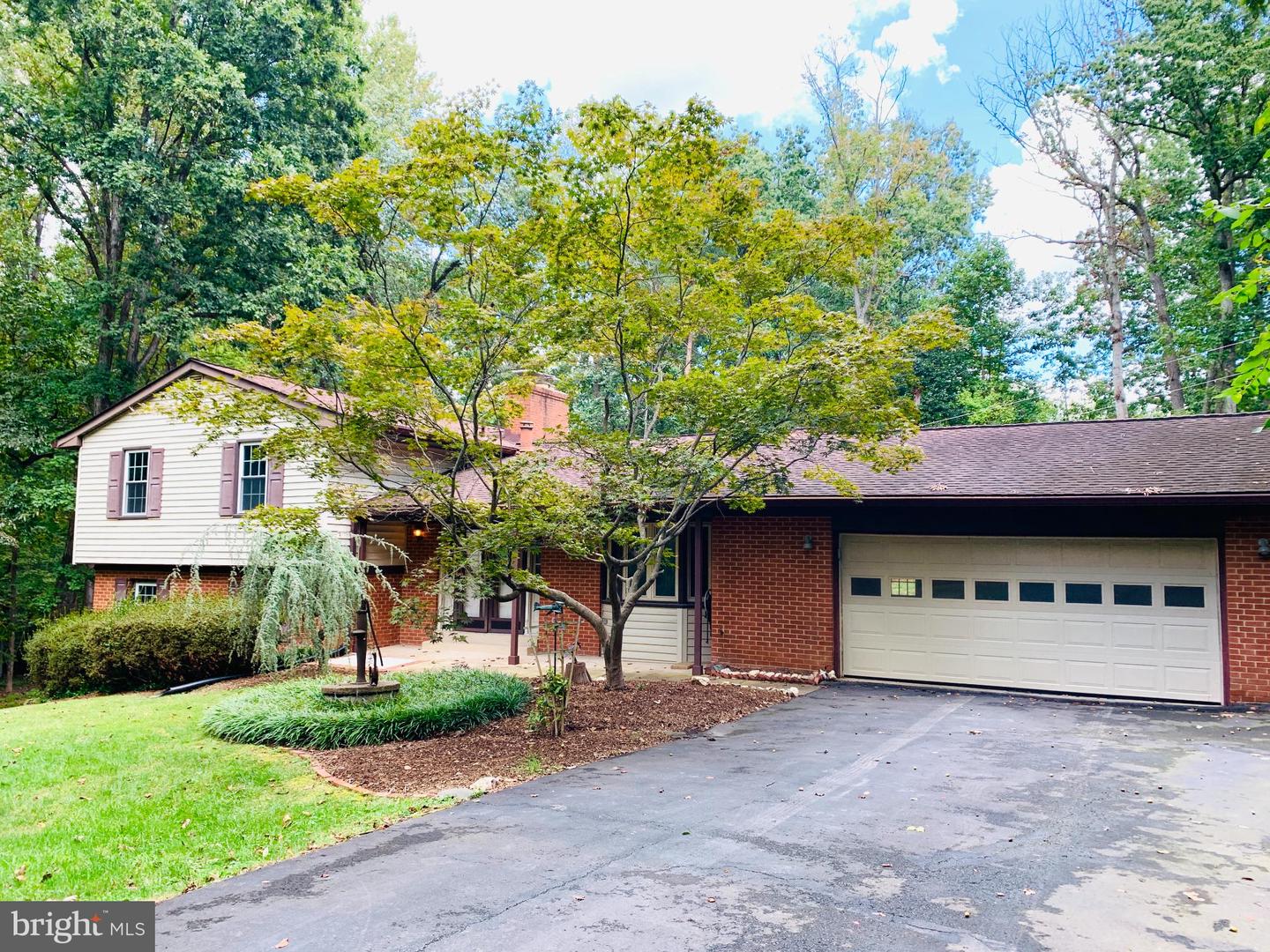 10203 BENT TREE LN, MANASSAS, Virginia 20111, 3 Bedrooms Bedrooms, 7 Rooms Rooms,3 BathroomsBathrooms,Residential,For sale,10203 BENT TREE LN,VAPW2104064 MLS # VAPW2104064