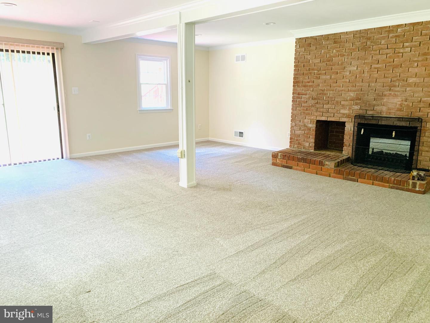 10203 BENT TREE LN, MANASSAS, Virginia 20111, 3 Bedrooms Bedrooms, 7 Rooms Rooms,3 BathroomsBathrooms,Residential,For sale,10203 BENT TREE LN,VAPW2104064 MLS # VAPW2104064