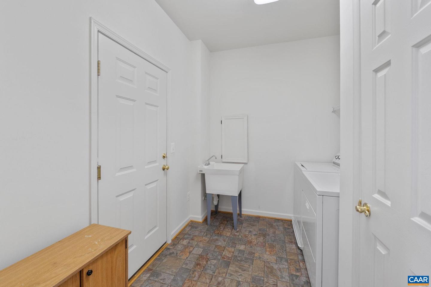 50 APPLE BLOSSOM CT, NELLYSFORD, Virginia 22958, 3 Bedrooms Bedrooms, ,2 BathroomsBathrooms,Residential,For sale,50 APPLE BLOSSOM CT,668980 MLS # 668980