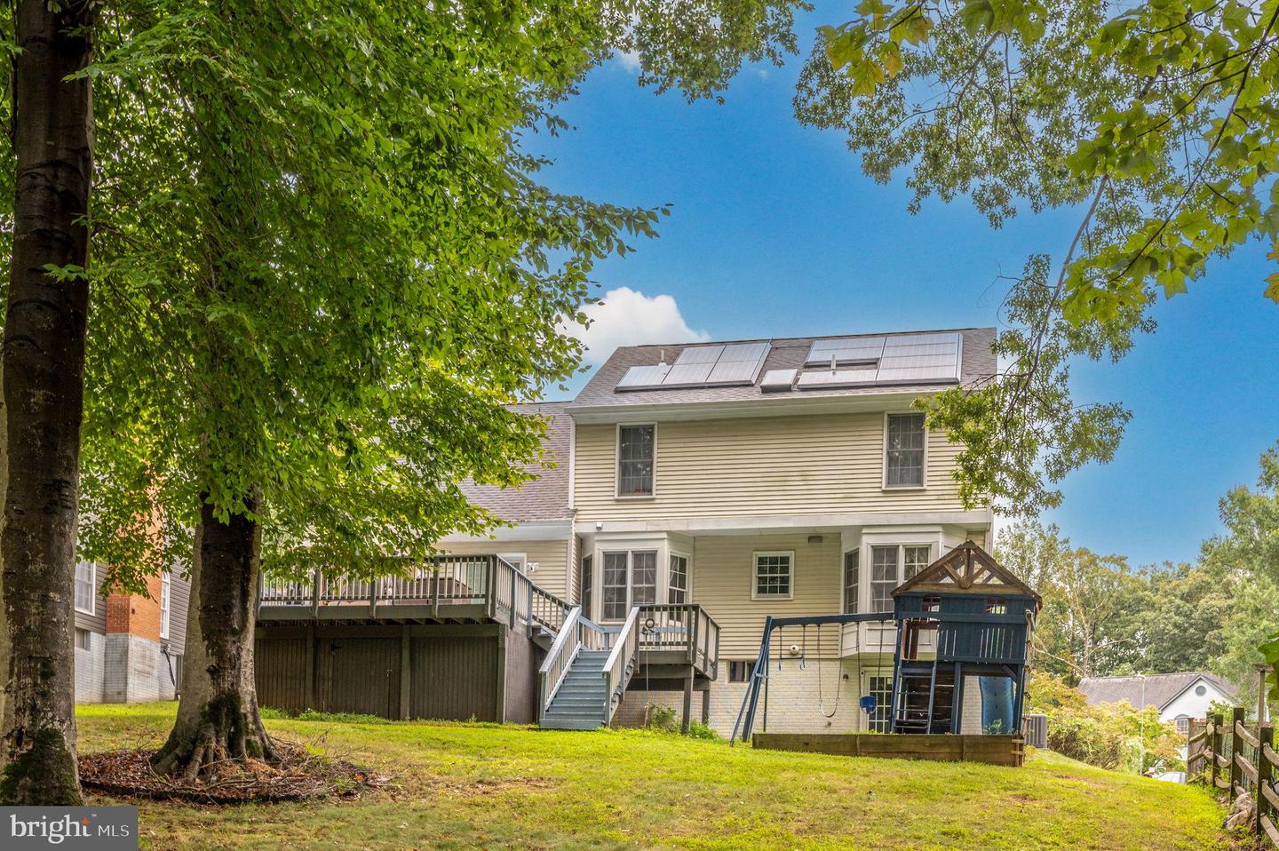 4078 WESTWIND DR, WOODBRIDGE, Virginia 22193, 4 Bedrooms Bedrooms, 11 Rooms Rooms,2 BathroomsBathrooms,Residential,For sale,4078 WESTWIND DR,VAPW2104052 MLS # VAPW2104052