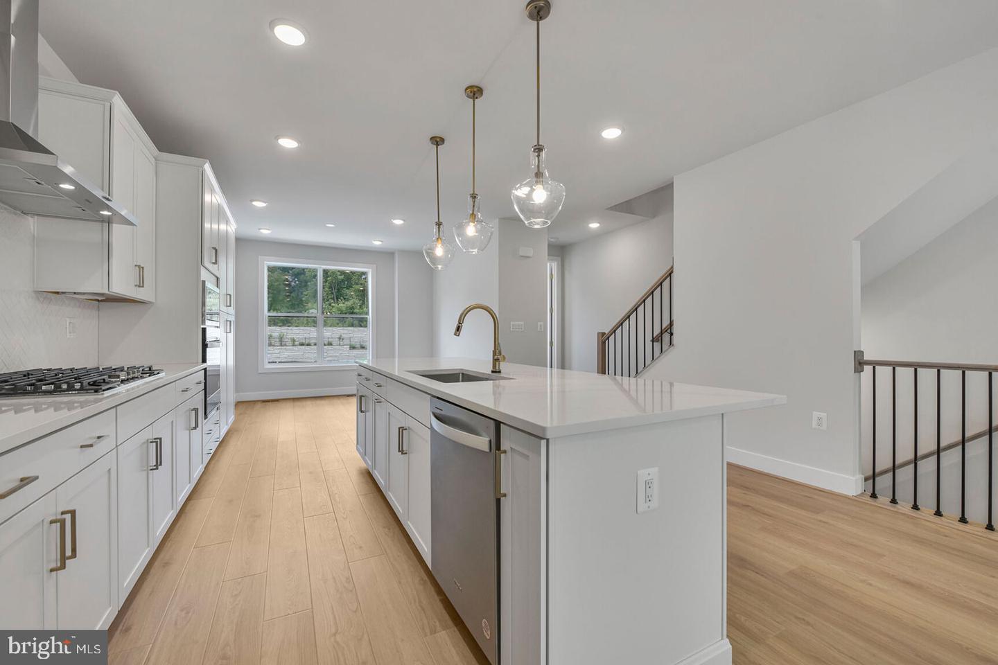 1624 FELLOWSHIP SQ, RESTON, Virginia 20190, 3 Bedrooms Bedrooms, ,4 BathroomsBathrooms,Residential,For sale,1624 FELLOWSHIP SQ,VAFX2267410 MLS # VAFX2267410 1624 FELLOWSHIP SQ, RESTON, Virginia 20190, 3 Bedrooms Bedrooms, ,4 BathroomsBathrooms,Residential,For sale,1624 FELLOWSHIP SQ,VAFX2267410 MLS # VAFX2267410