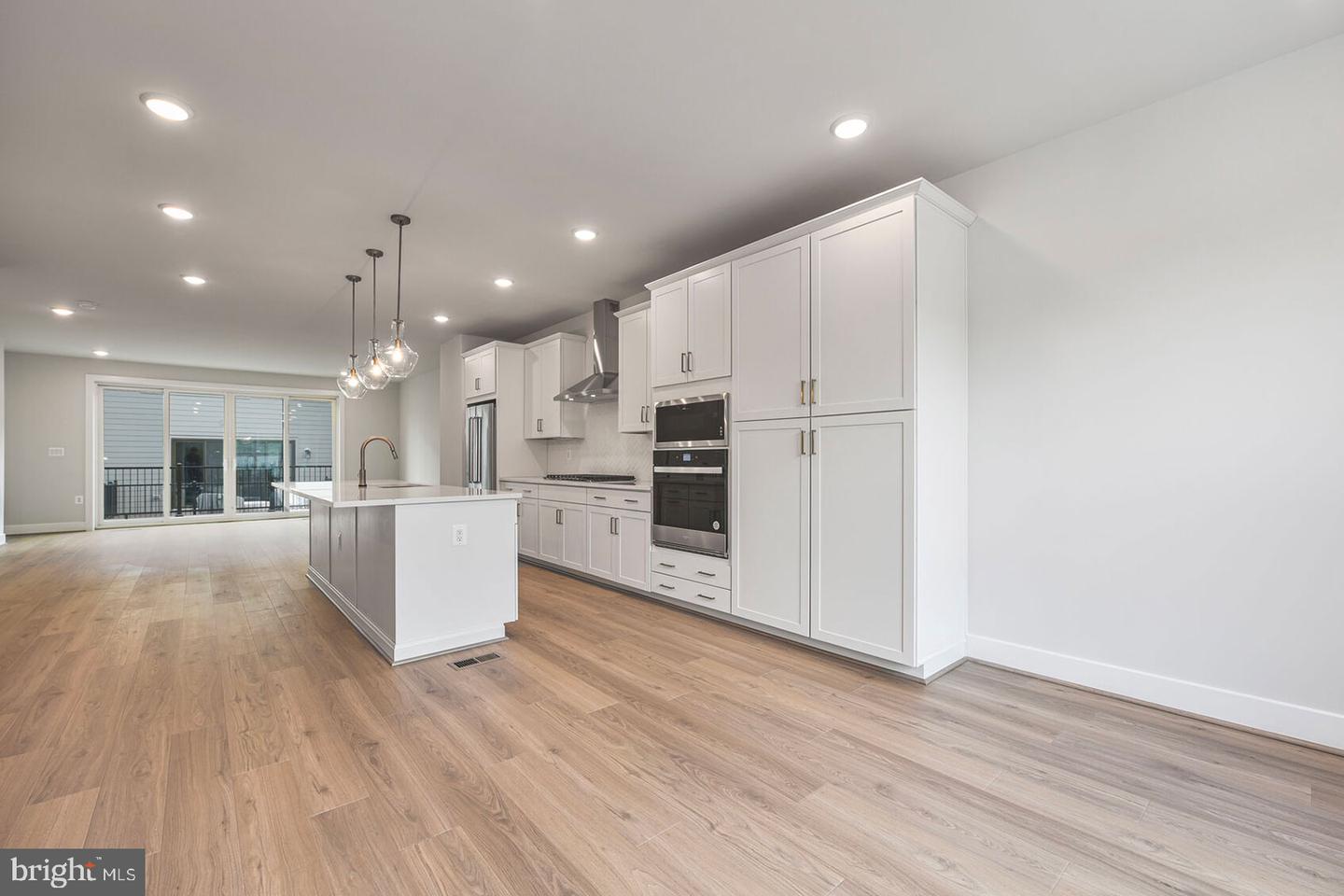 1624 FELLOWSHIP SQ, RESTON, Virginia 20190, 3 Bedrooms Bedrooms, ,4 BathroomsBathrooms,Residential,For sale,1624 FELLOWSHIP SQ,VAFX2267410 MLS # VAFX2267410 1624 FELLOWSHIP SQ, RESTON, Virginia 20190, 3 Bedrooms Bedrooms, ,4 BathroomsBathrooms,Residential,For sale,1624 FELLOWSHIP SQ,VAFX2267410 MLS # VAFX2267410