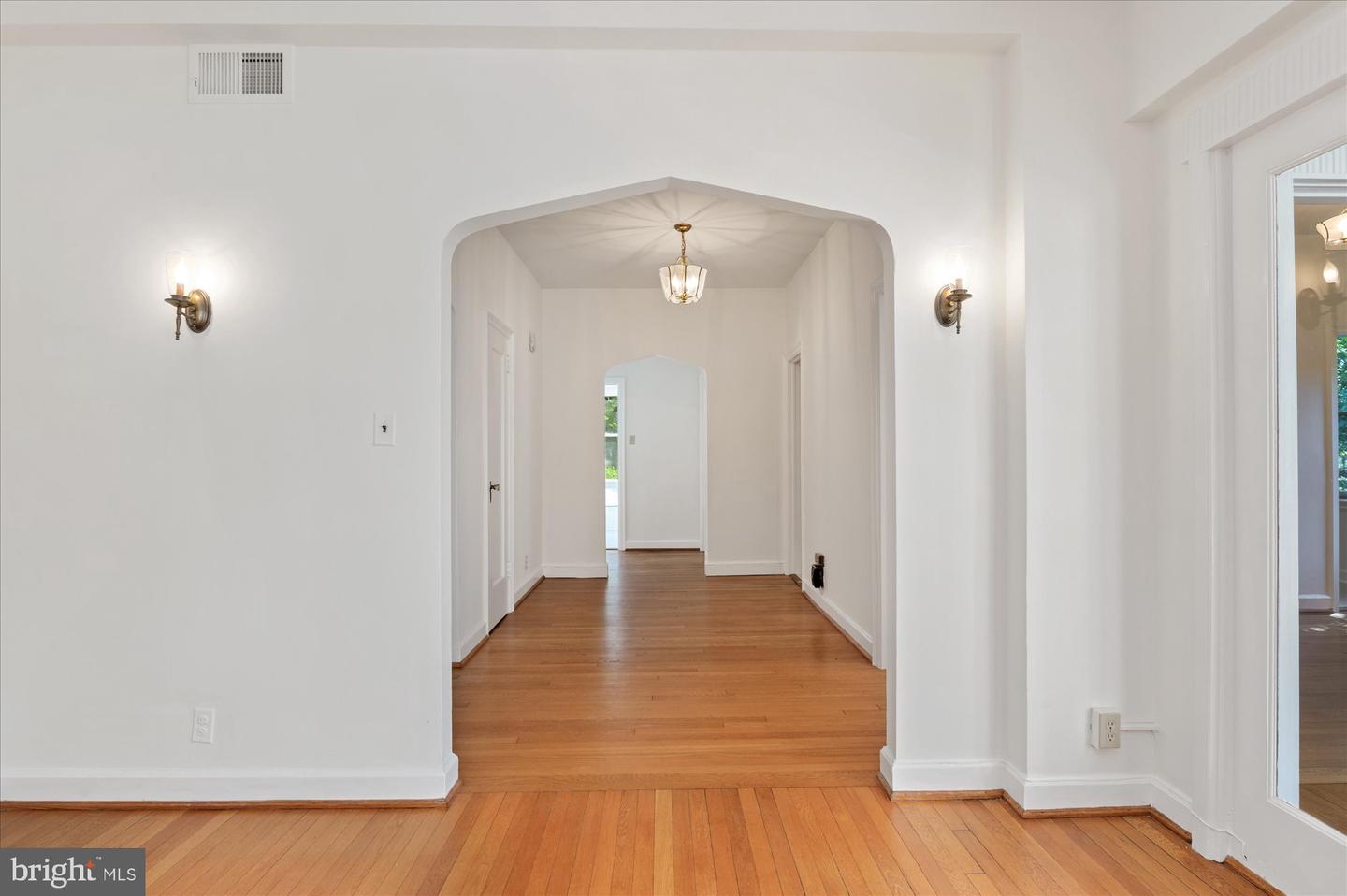 3601 CONNECTICUT AVE NW #122, WASHINGTON, District Of Columbia 20008, 2 Bedrooms Bedrooms, ,1 BathroomBathrooms,Residential,For sale,3601 CONNECTICUT AVE NW #122,DCDC2222552 MLS # DCDC2222552 3601 CONNECTICUT AVE NW #122, WASHINGTON, District Of Columbia 20008, 2 Bedrooms Bedrooms, ,1 BathroomBathrooms,Residential,For sale,3601 CONNECTICUT AVE NW #122,DCDC2222552 MLS # DCDC2222552