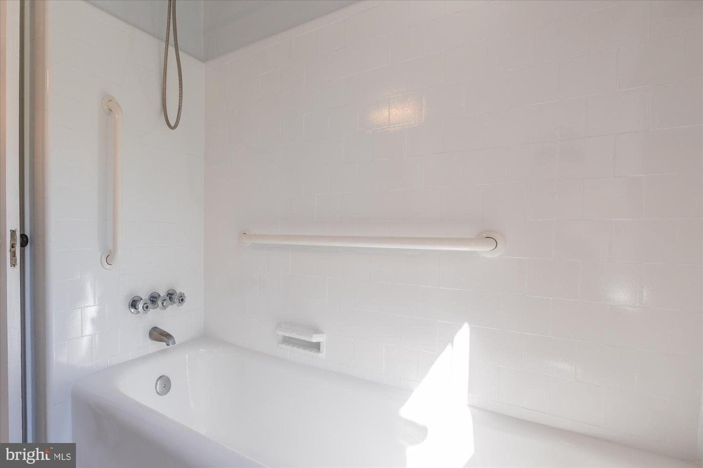3601 CONNECTICUT AVE NW #122, WASHINGTON, District Of Columbia 20008, 2 Bedrooms Bedrooms, ,1 BathroomBathrooms,Residential,For sale,3601 CONNECTICUT AVE NW #122,DCDC2222552 MLS # DCDC2222552 3601 CONNECTICUT AVE NW #122, WASHINGTON, District Of Columbia 20008, 2 Bedrooms Bedrooms, ,1 BathroomBathrooms,Residential,For sale,3601 CONNECTICUT AVE NW #122,DCDC2222552 MLS # DCDC2222552